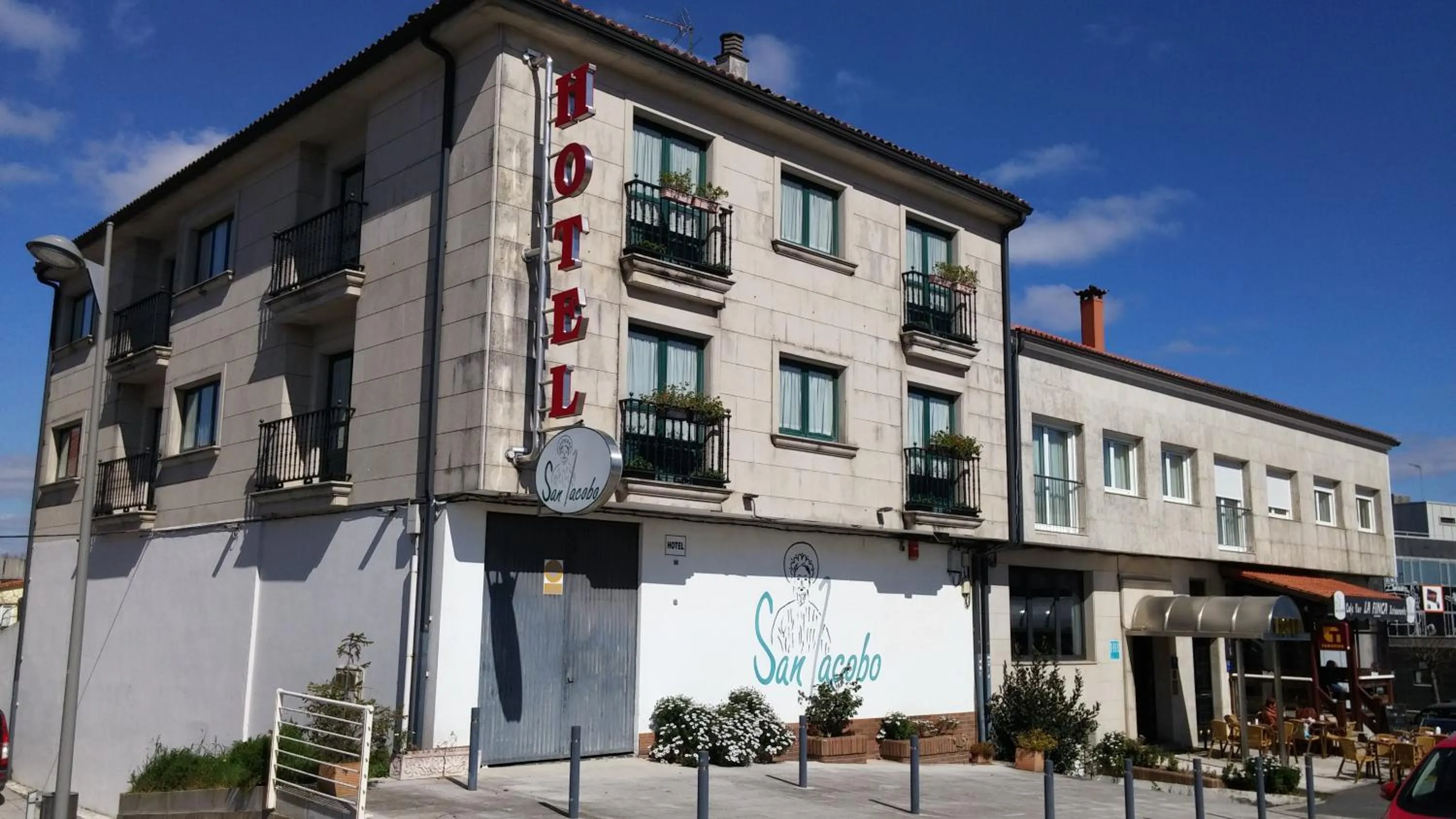 Facade/entrance in Hotel San Jacobo