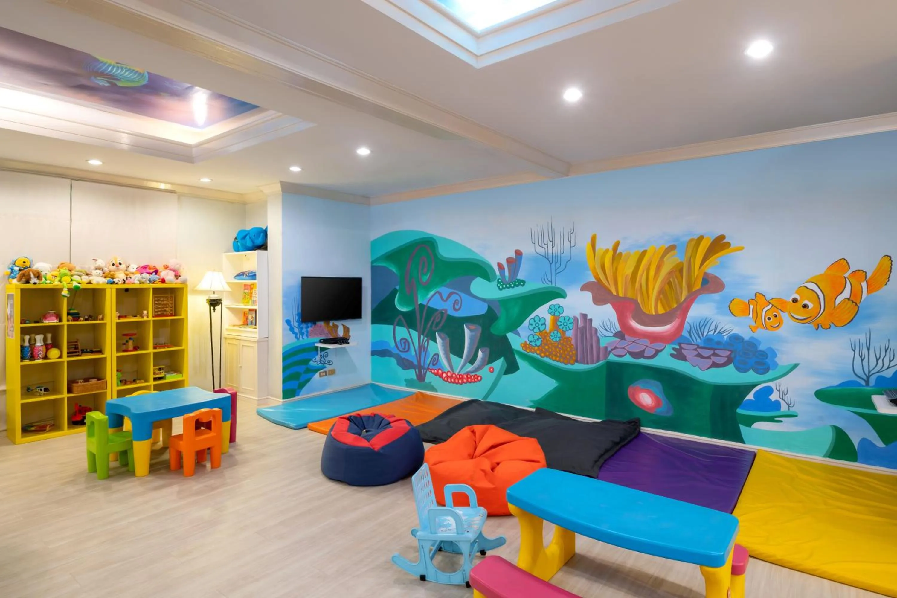 Kids's club in Novotel Phuket Resort