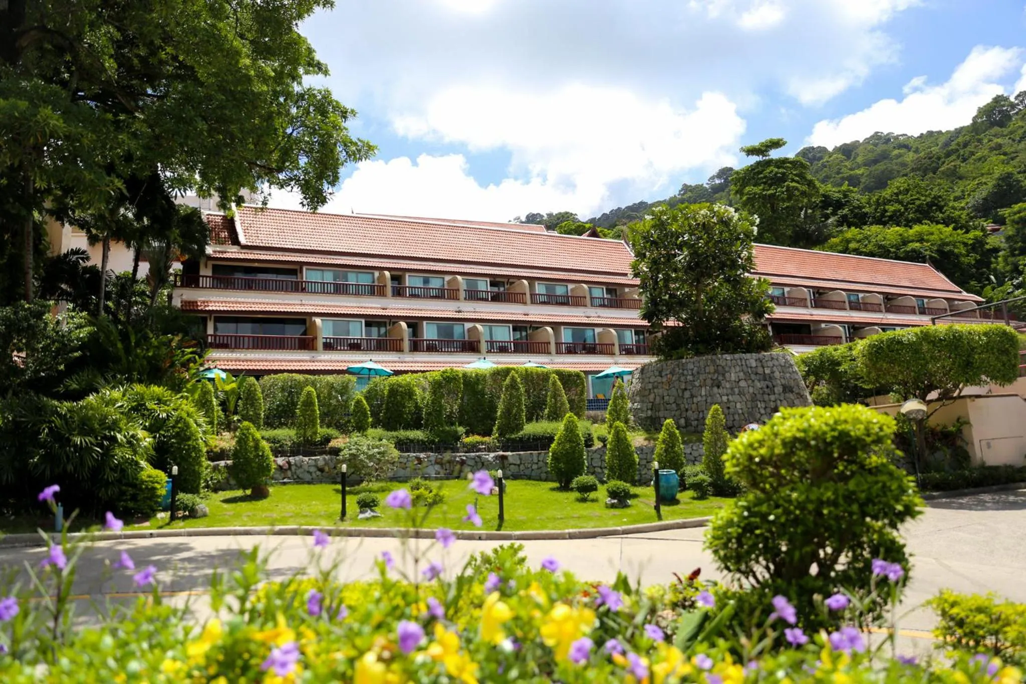 Garden view in Novotel Phuket Resort