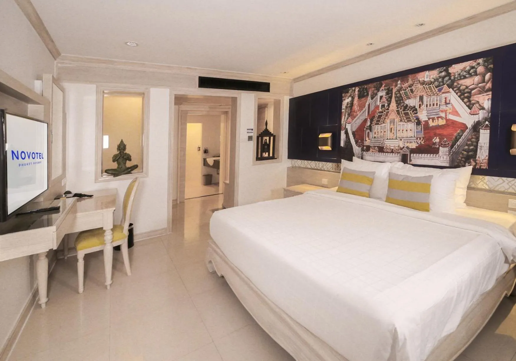 Bedroom, Bed in Novotel Phuket Resort