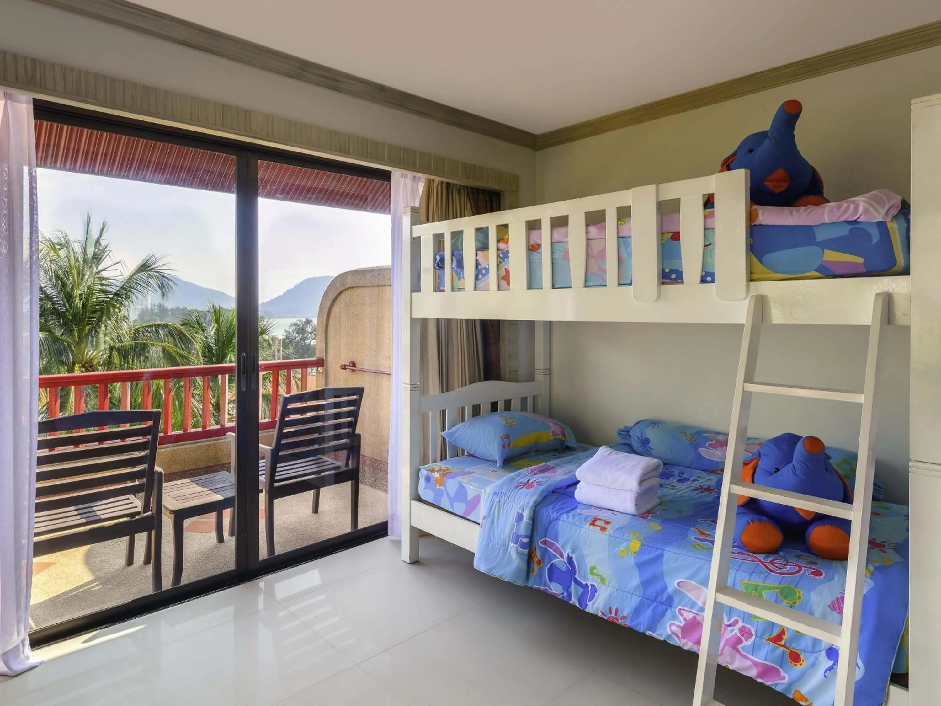 Bedroom, Bed in Novotel Phuket Resort