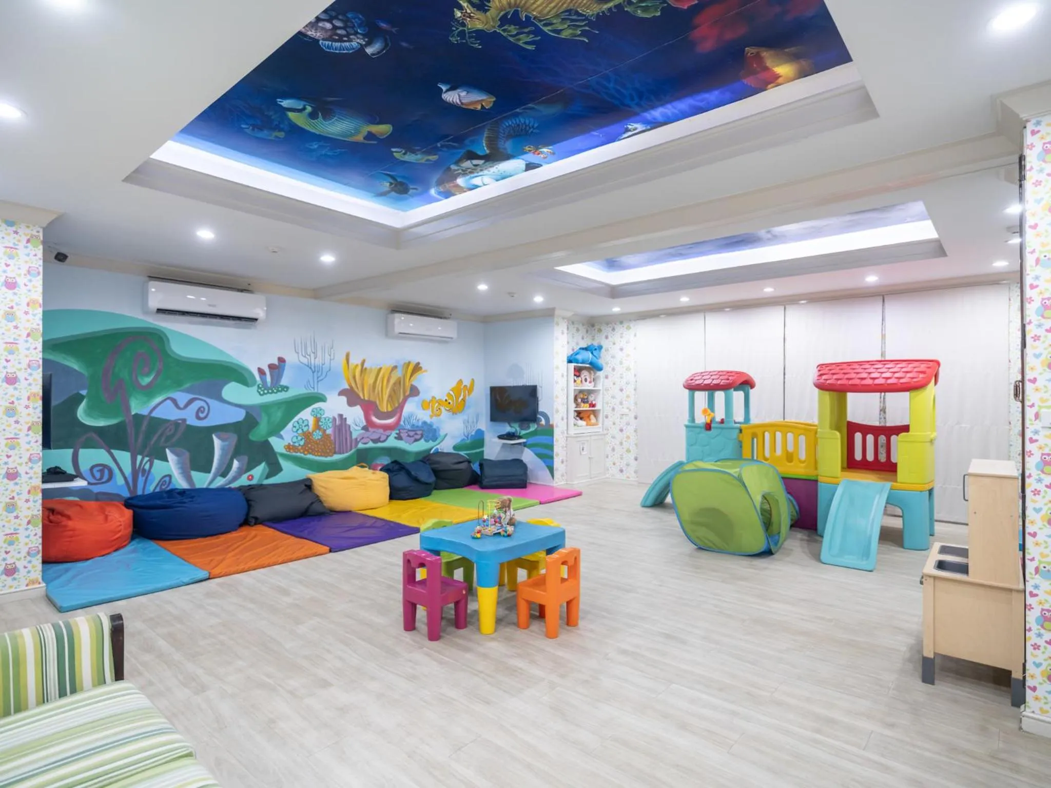 Kids's club in Novotel Phuket Resort