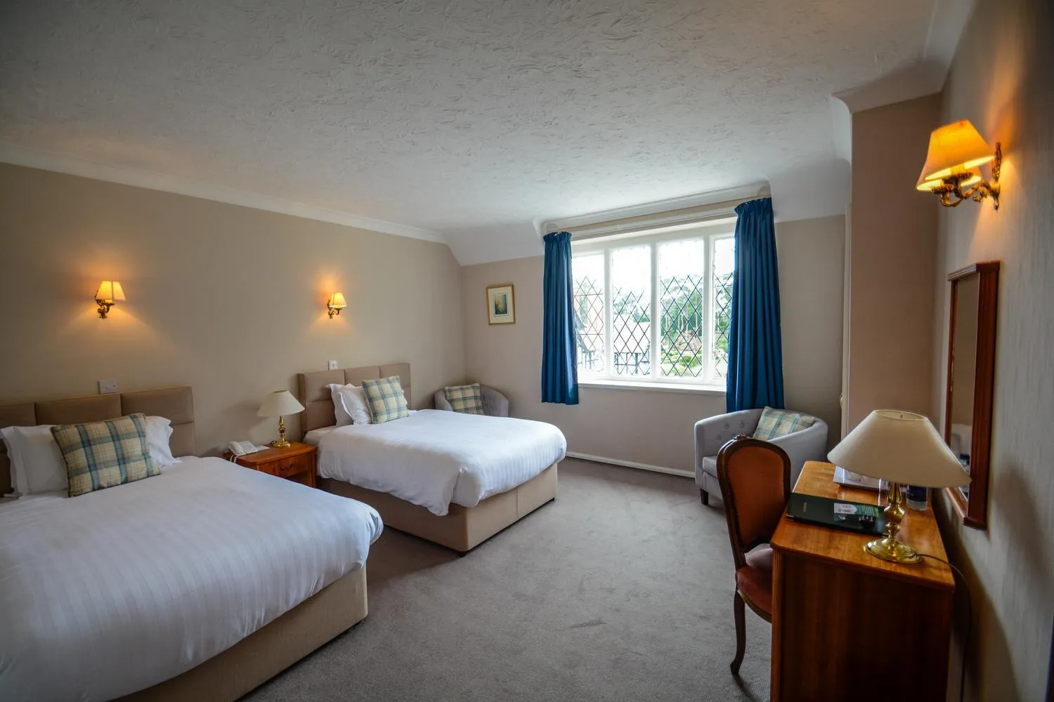 Photo of the whole room, Bed in Petwood Hotel
