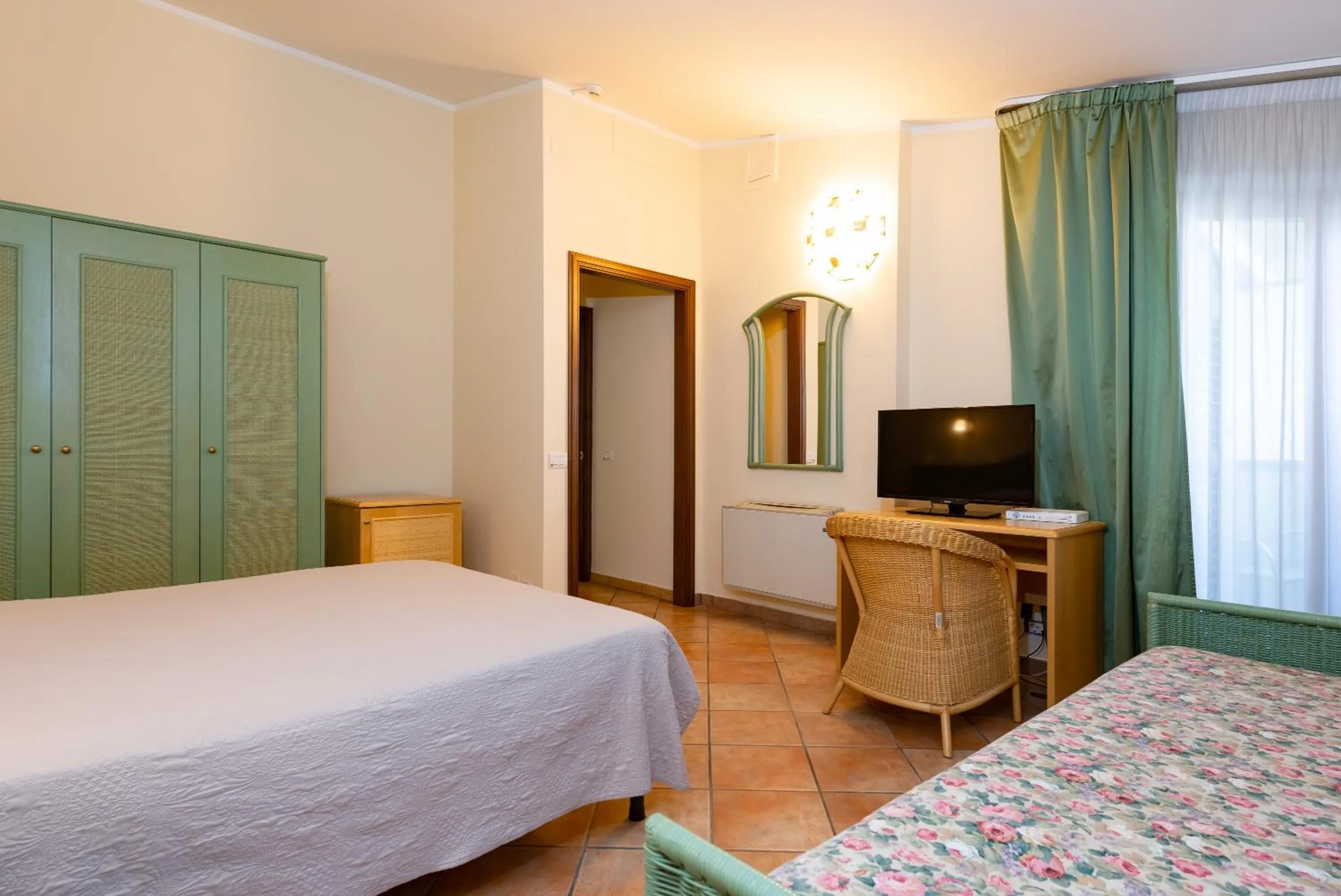 Photo of the whole room, Bed in Hotel Il Ceppo