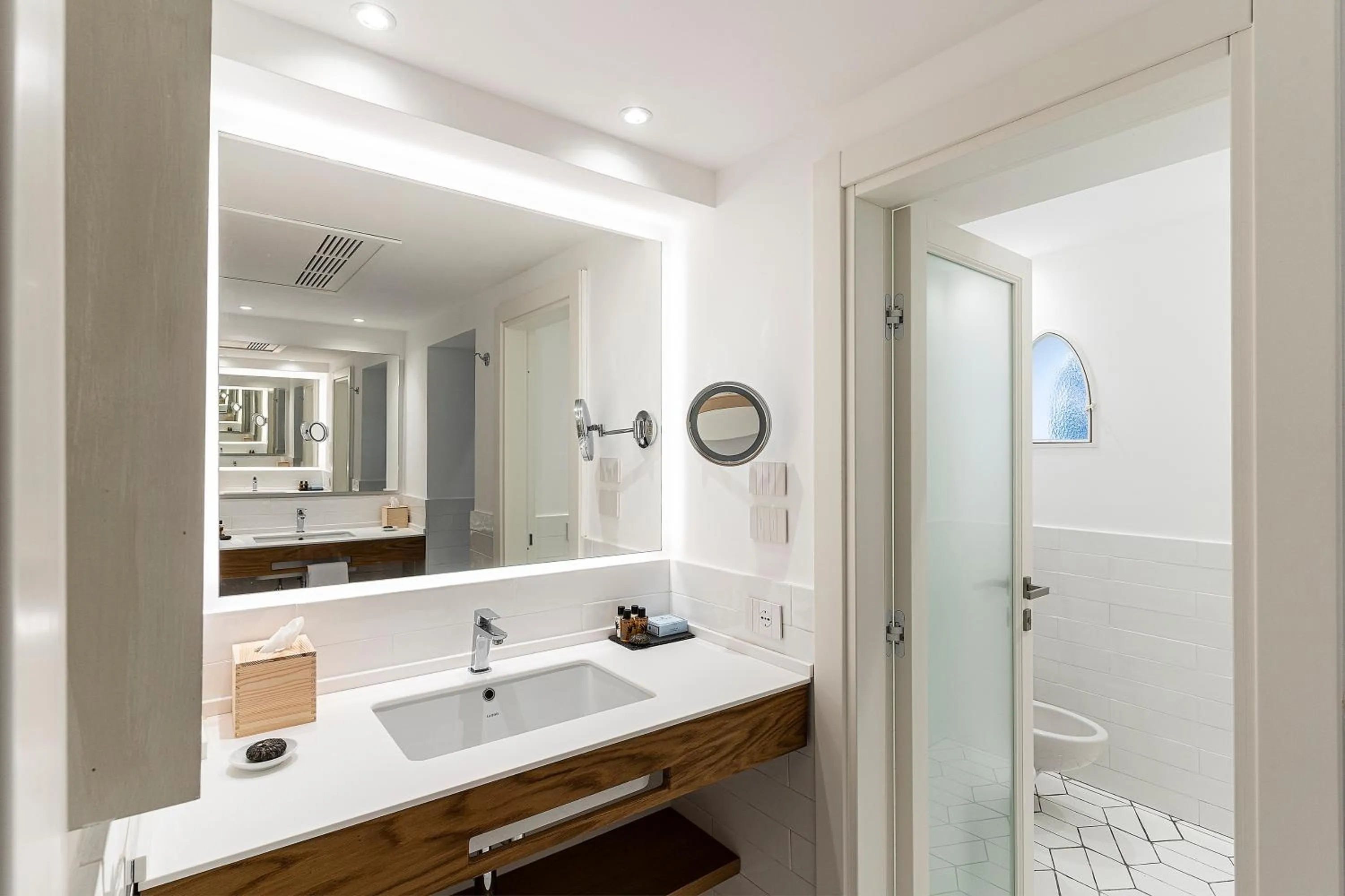 Shower in Botania Relais & Spa - The Leading Hotels of the World