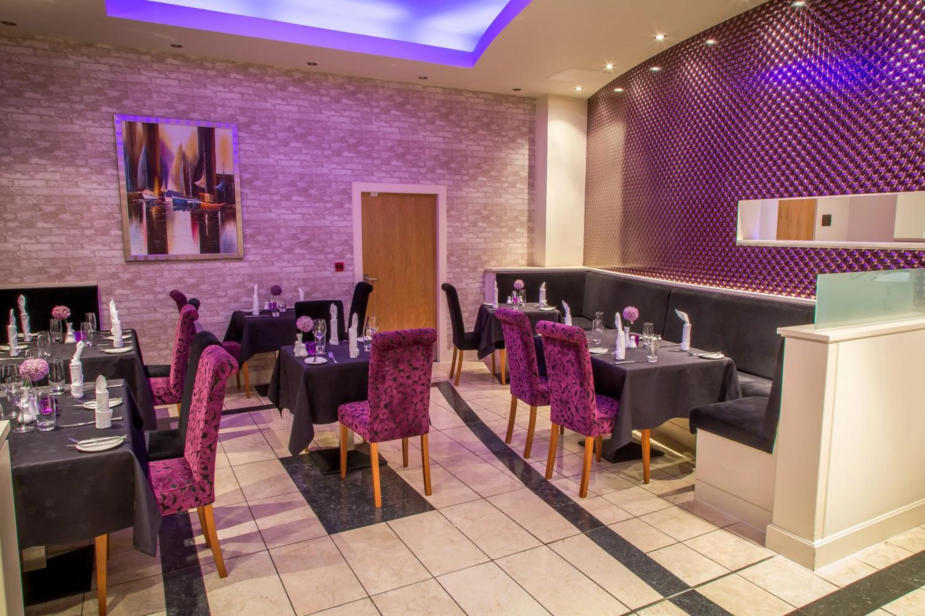 Restaurant/places to eat in Rox Hotel Aberdeen by Compass Hospitality