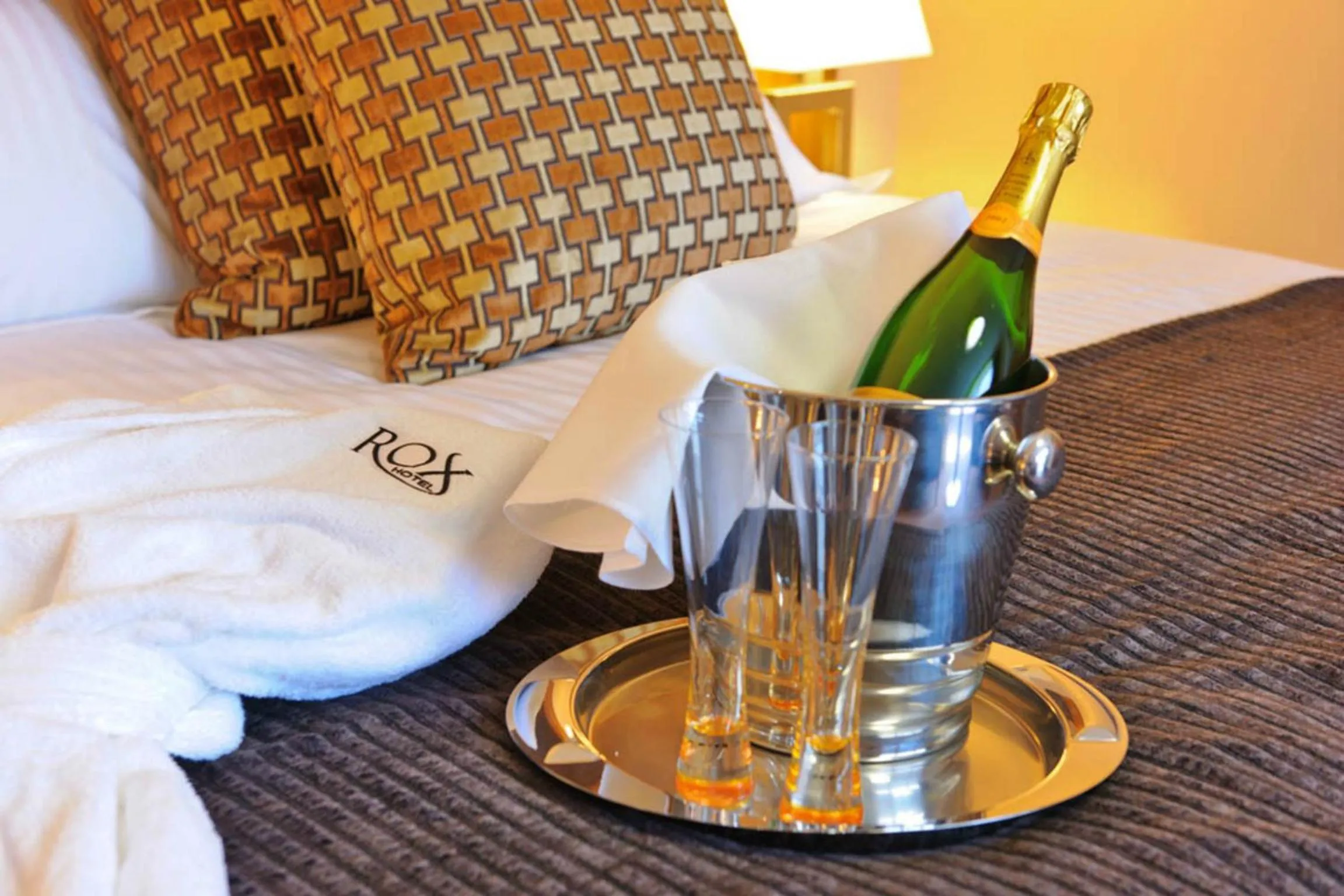 Bedroom, Bed in Rox Hotel Aberdeen by Compass Hospitality