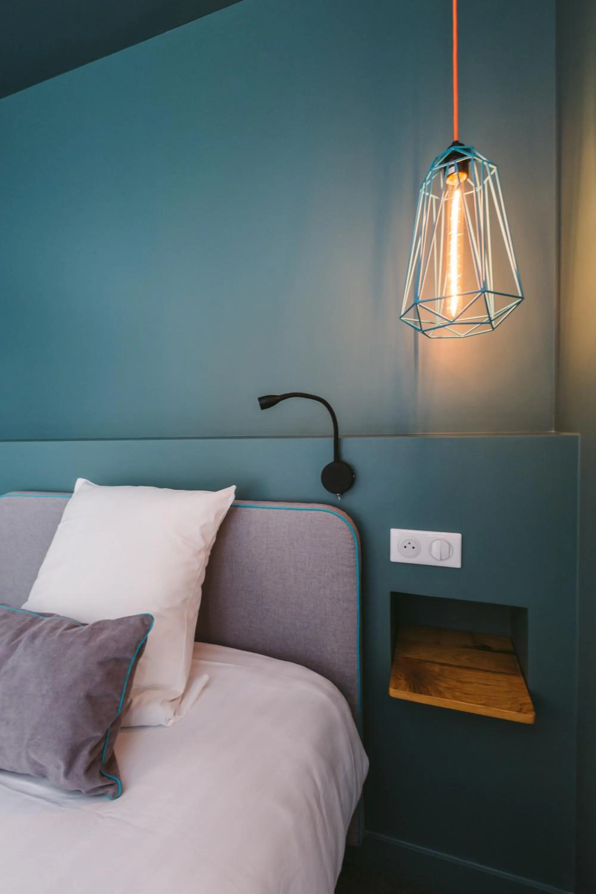 Bedroom, Bed in Le Petit Cosy Hôtel