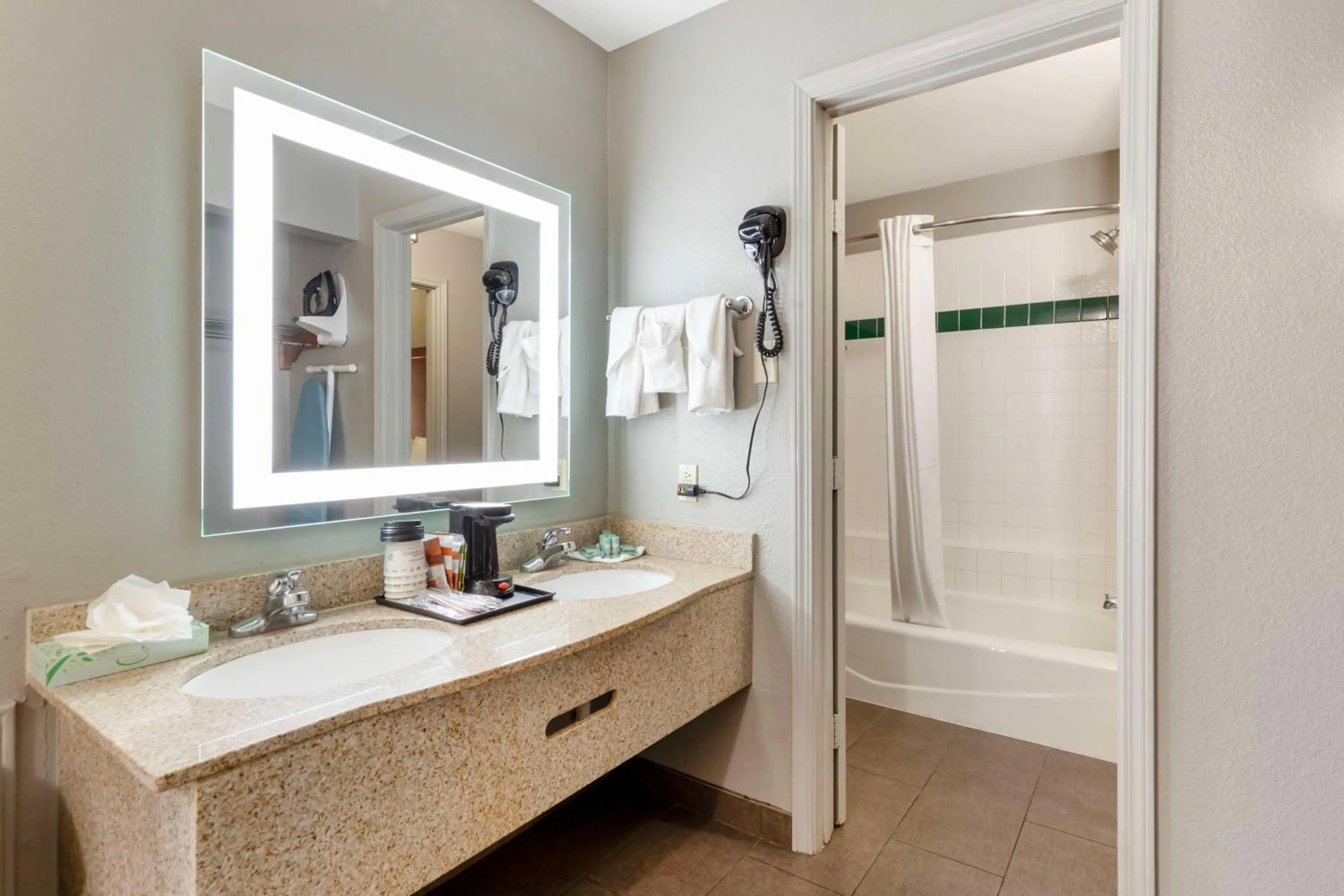 Bathroom in Best Western near Lackland AFB SeaWorld