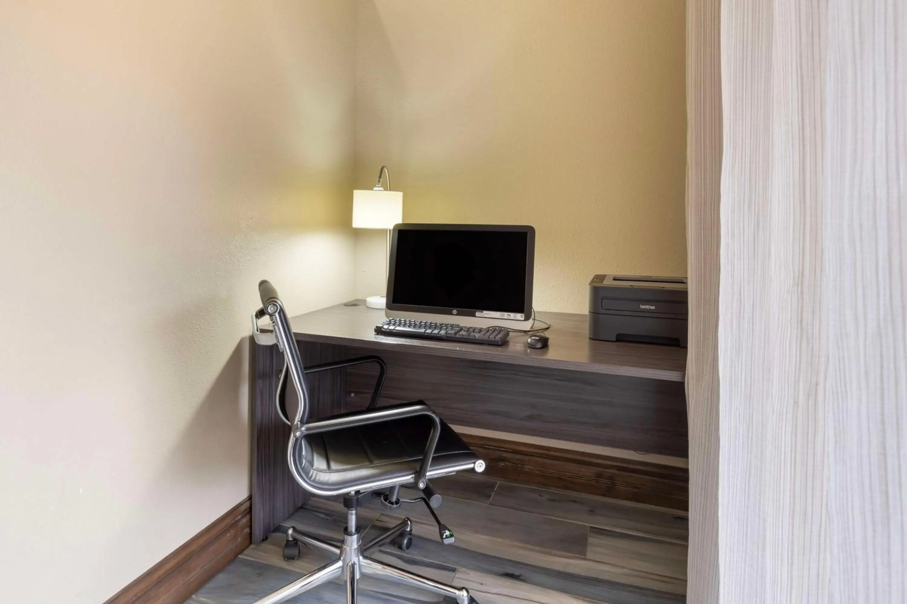 Business facilities in Best Western near Lackland AFB SeaWorld