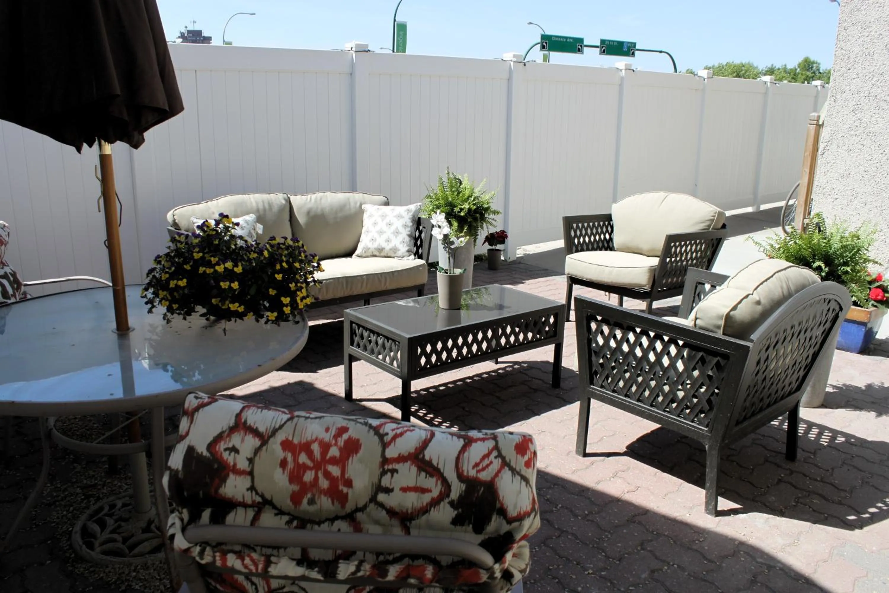 Balcony/Terrace in The Inn on College