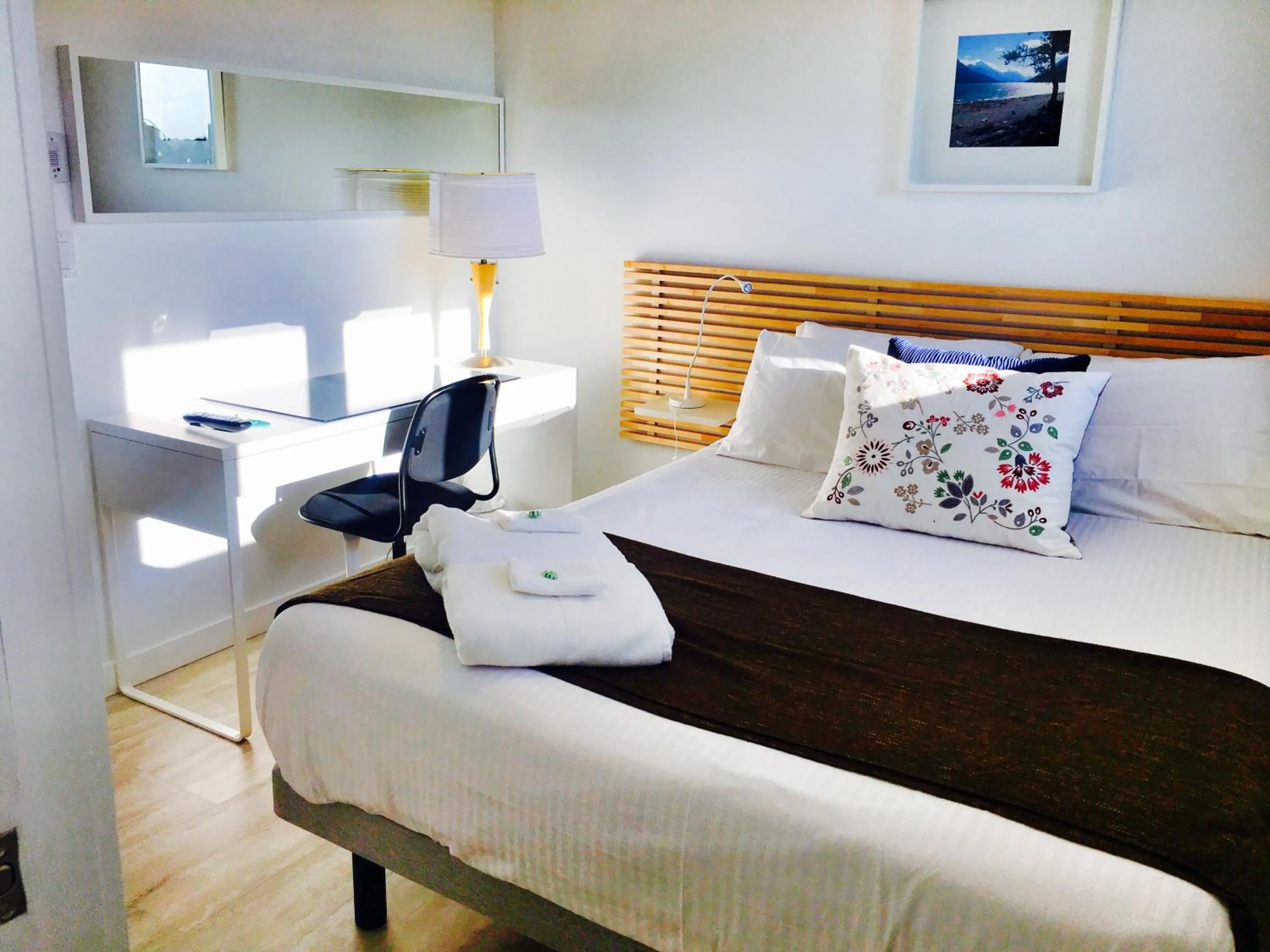 Bed in The Inn on College