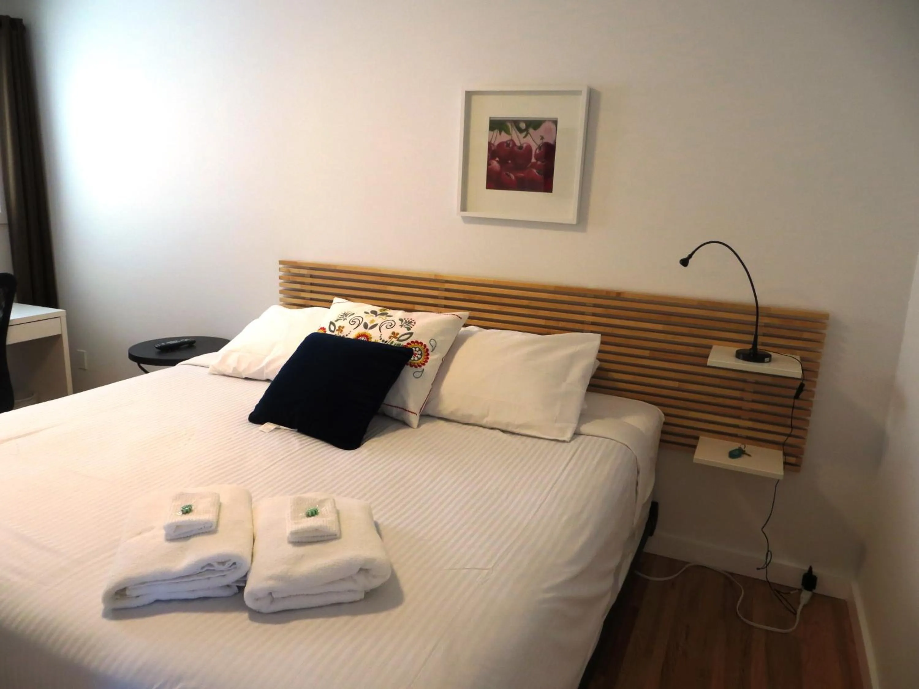 Bed in The Inn on College