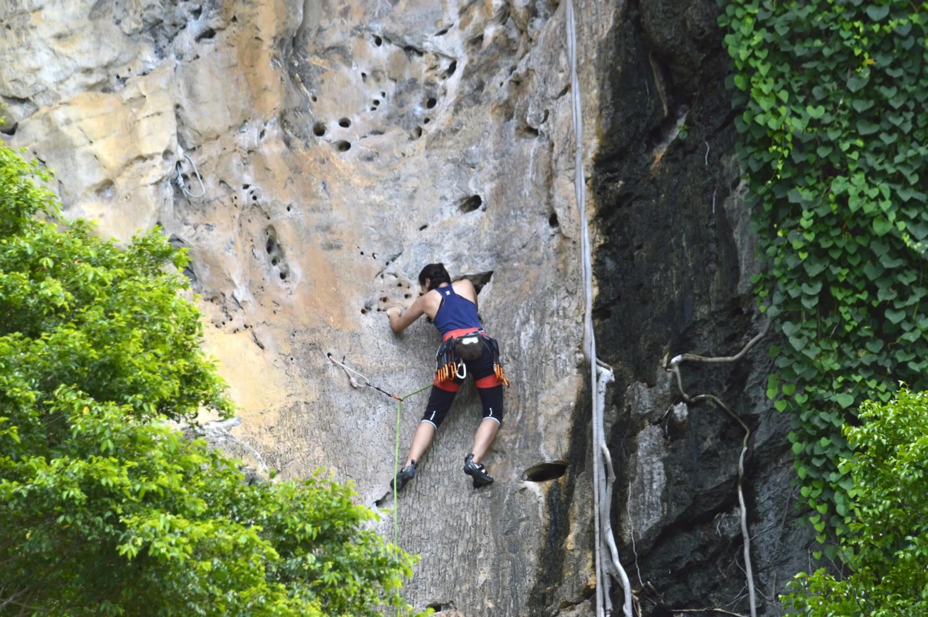Activities in Tonsai Bay Resort