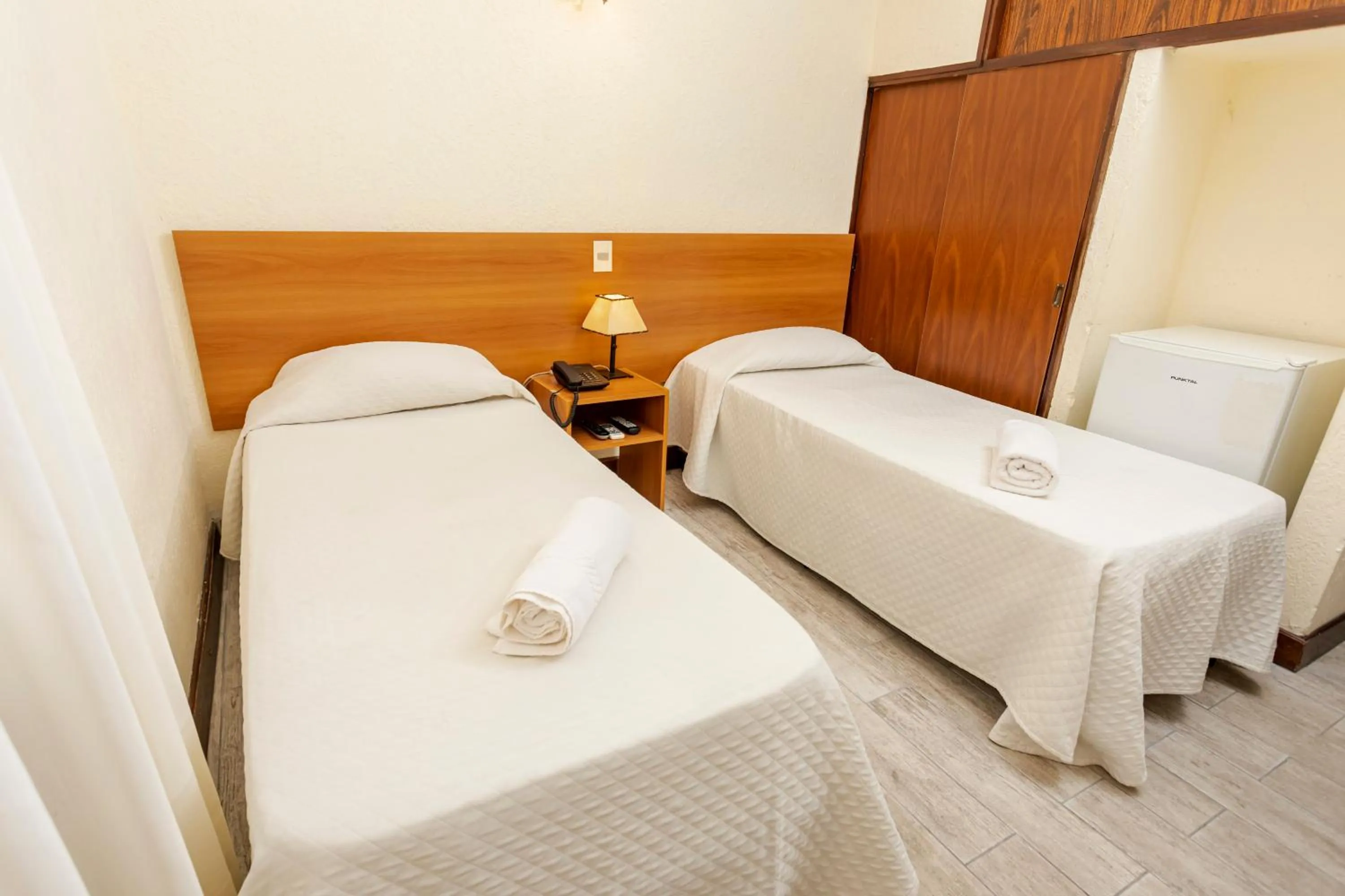 Bed in Hotel Bahamas