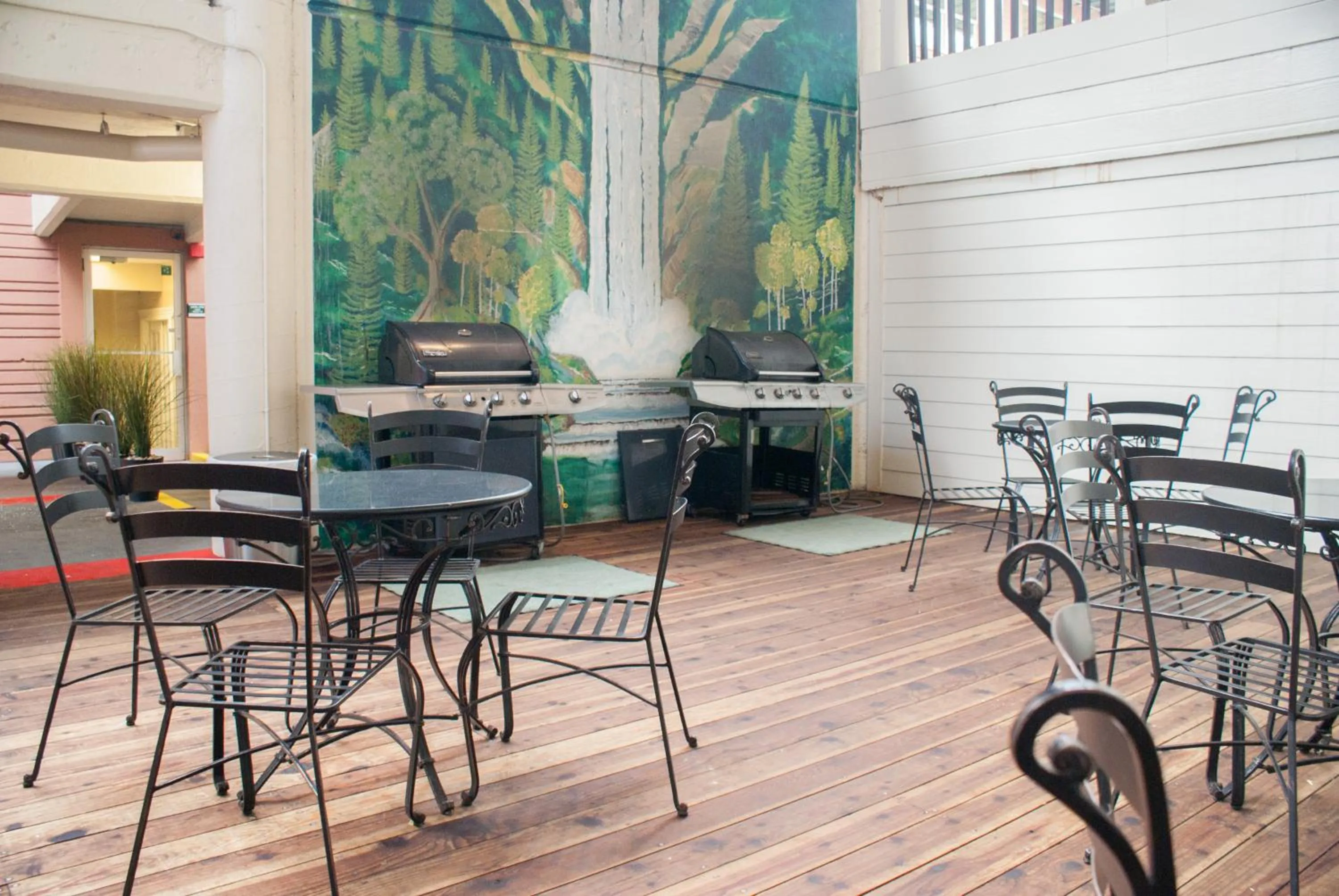 BBQ facilities in Sweetwater Lift Lodge