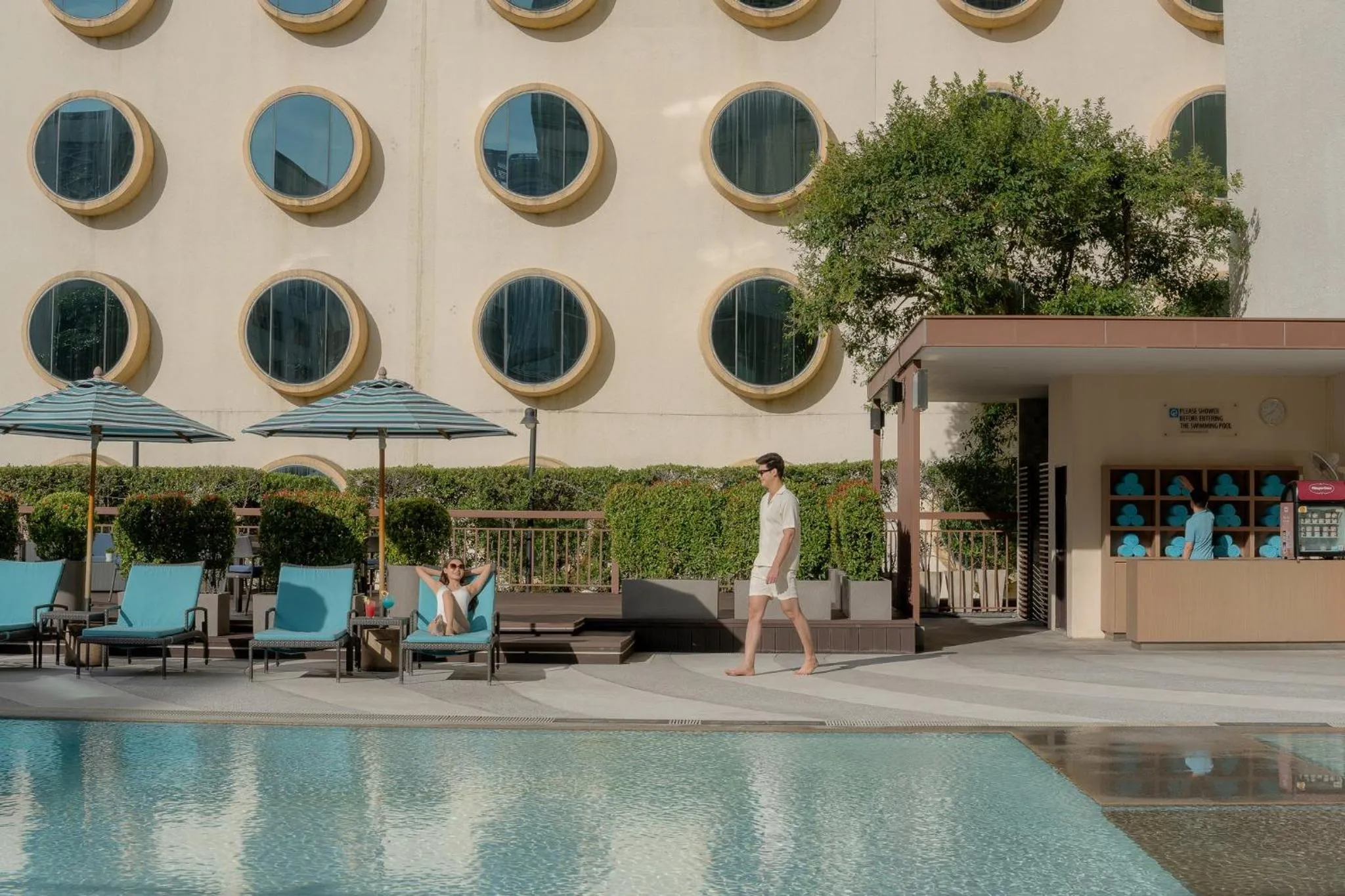 Swimming pool in Holiday Inn Bangkok Silom by IHG