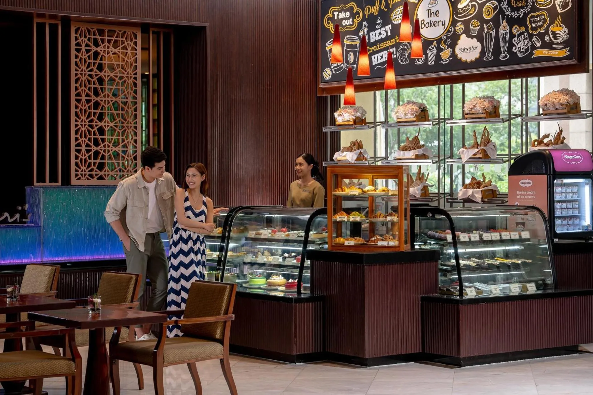 Coffee/tea facilities in Holiday Inn Bangkok Silom by IHG