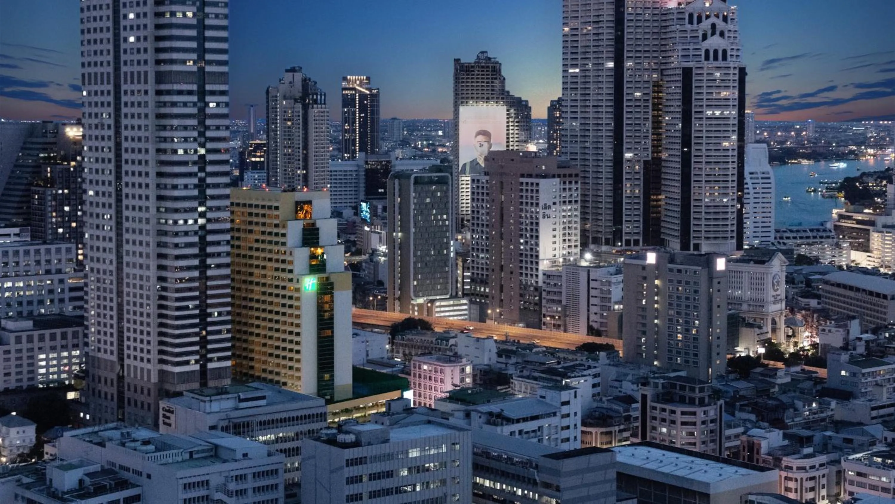 Property building in Holiday Inn Bangkok Silom by IHG