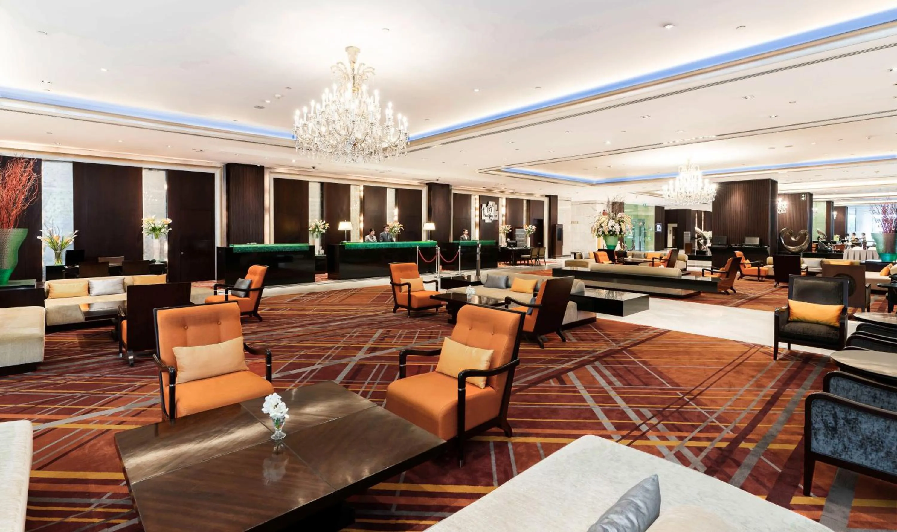 Lobby or reception in Holiday Inn Bangkok Silom by IHG