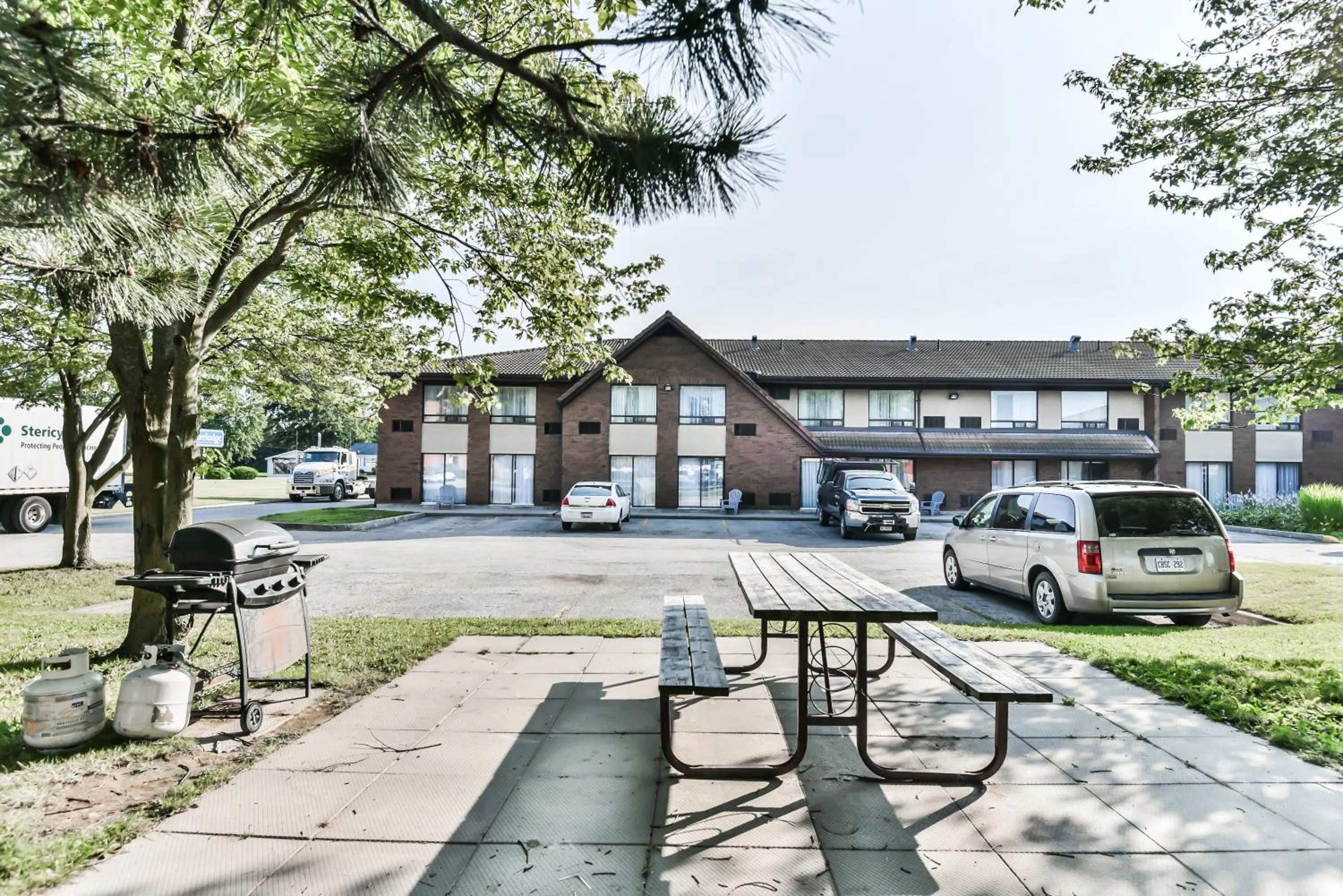 Property building in Comfort Inn
