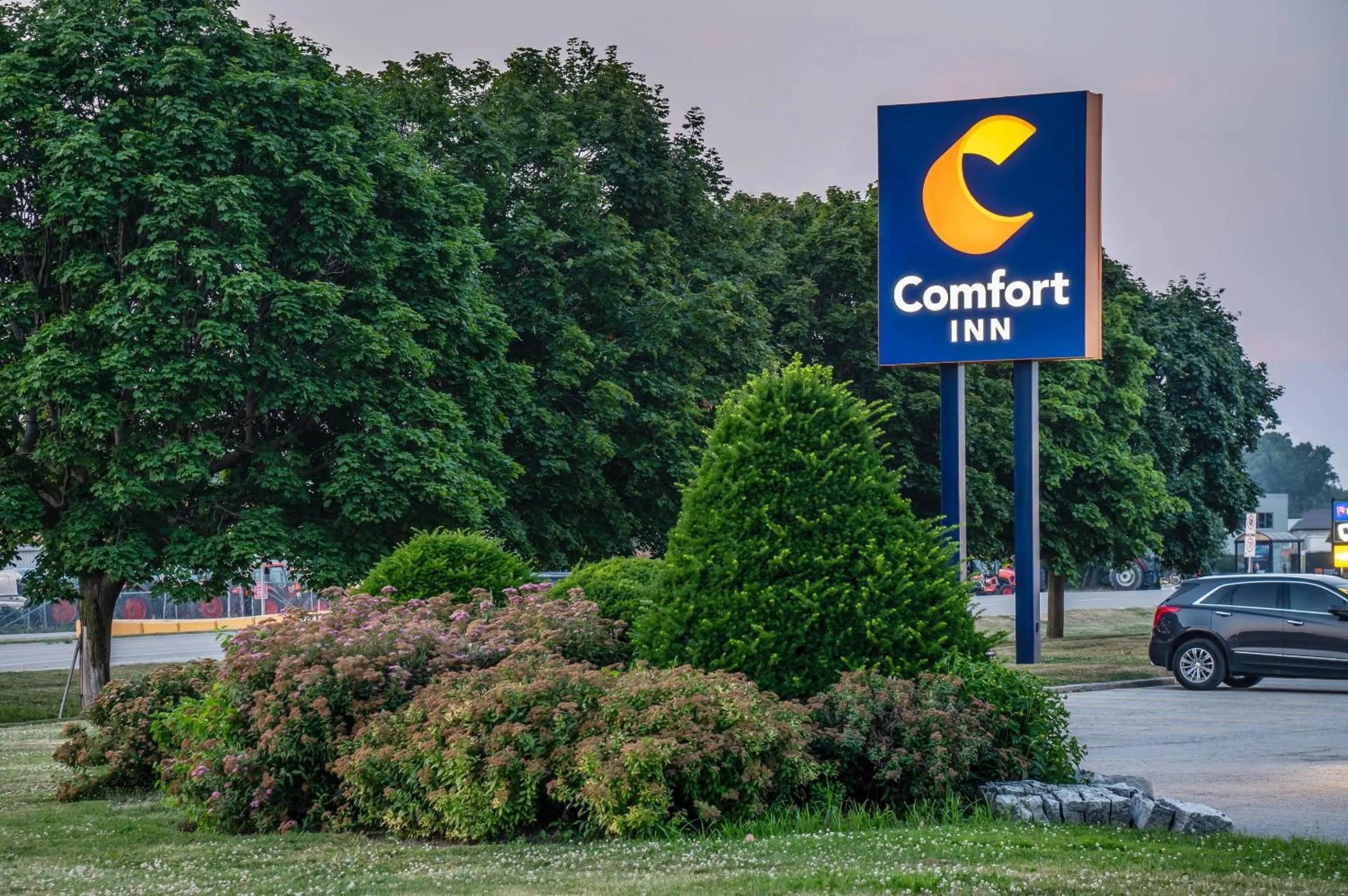 Property building in Comfort Inn