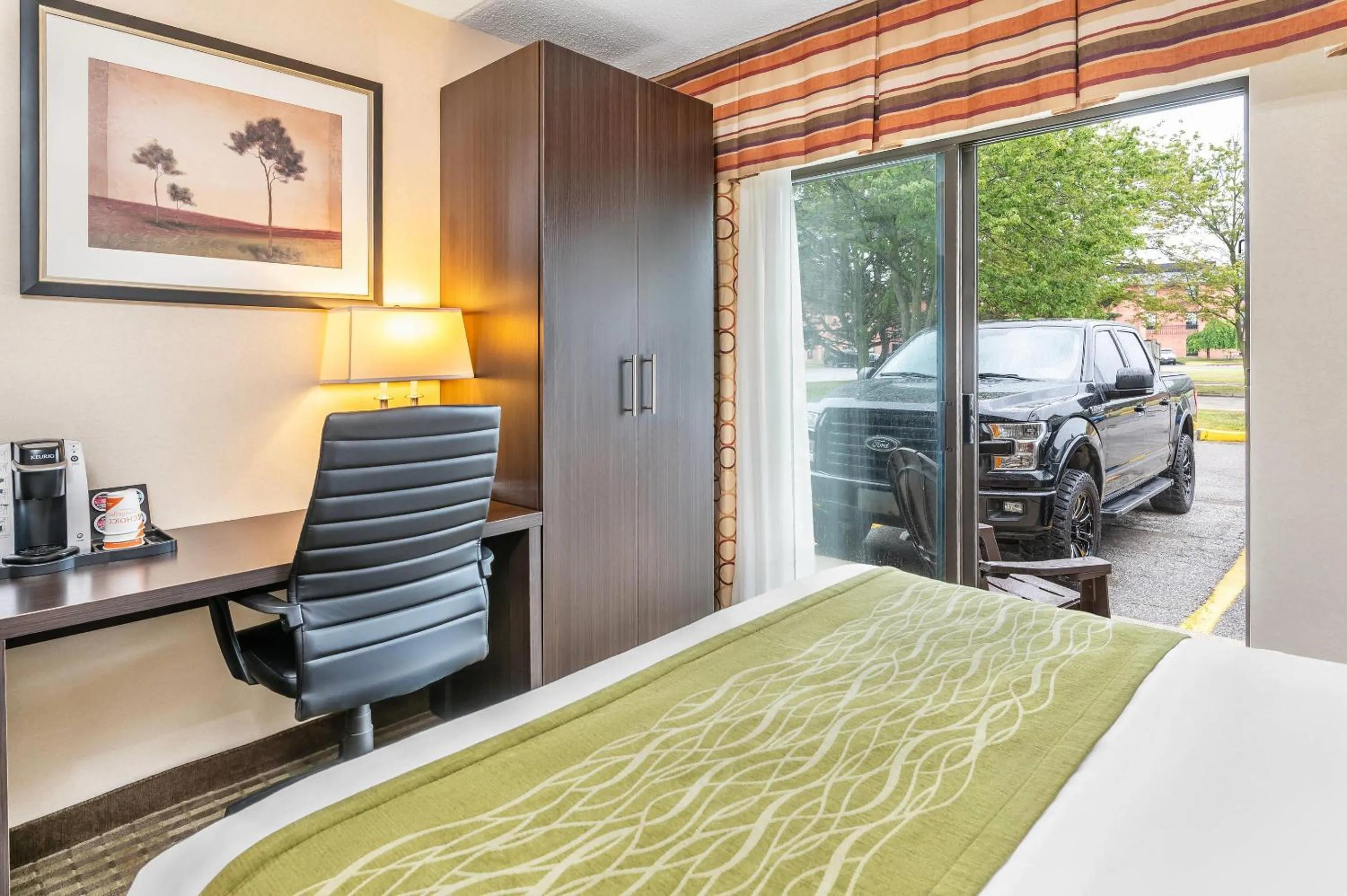 Bedroom in Comfort Inn