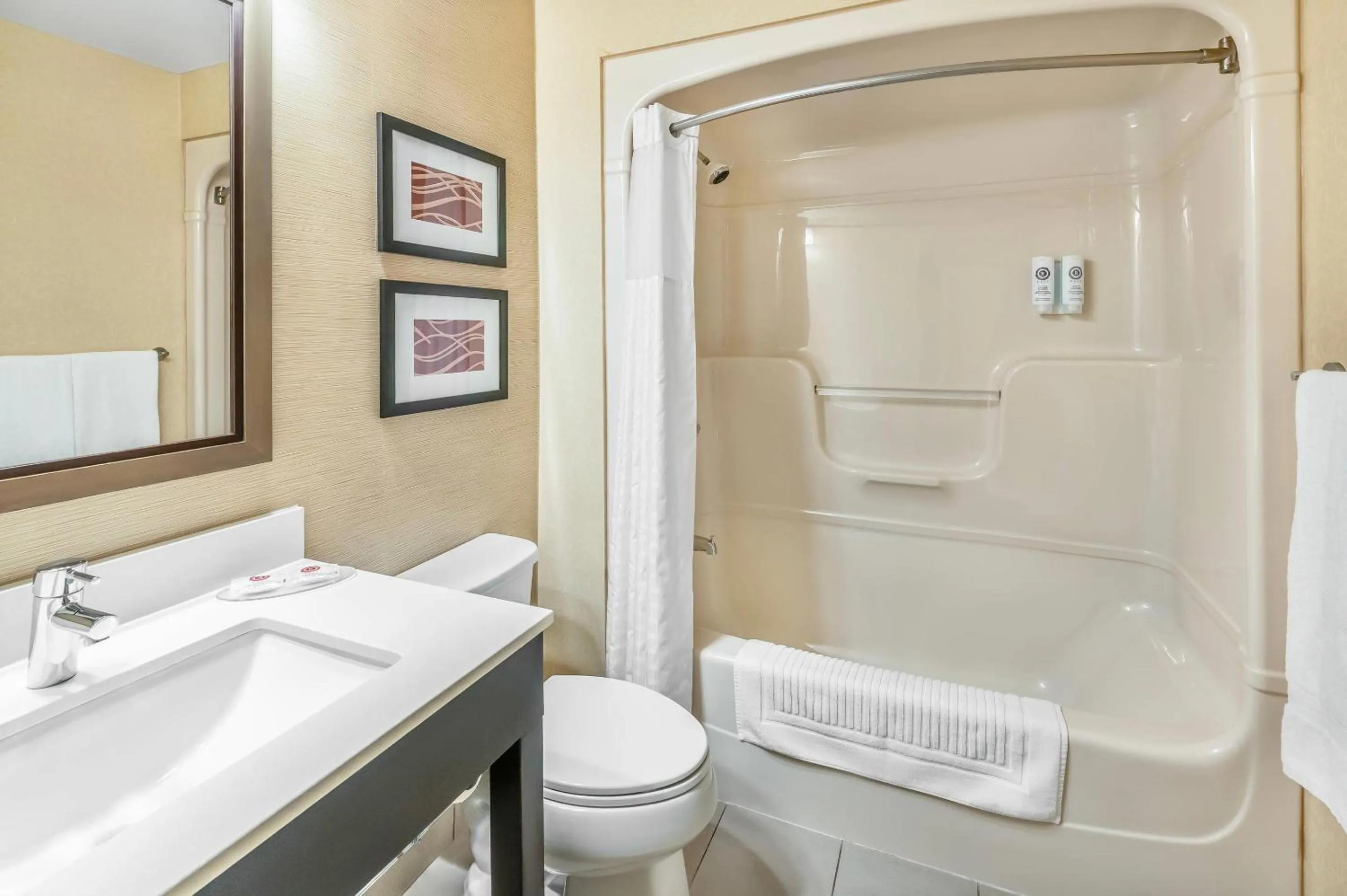 Bedroom in Comfort Inn