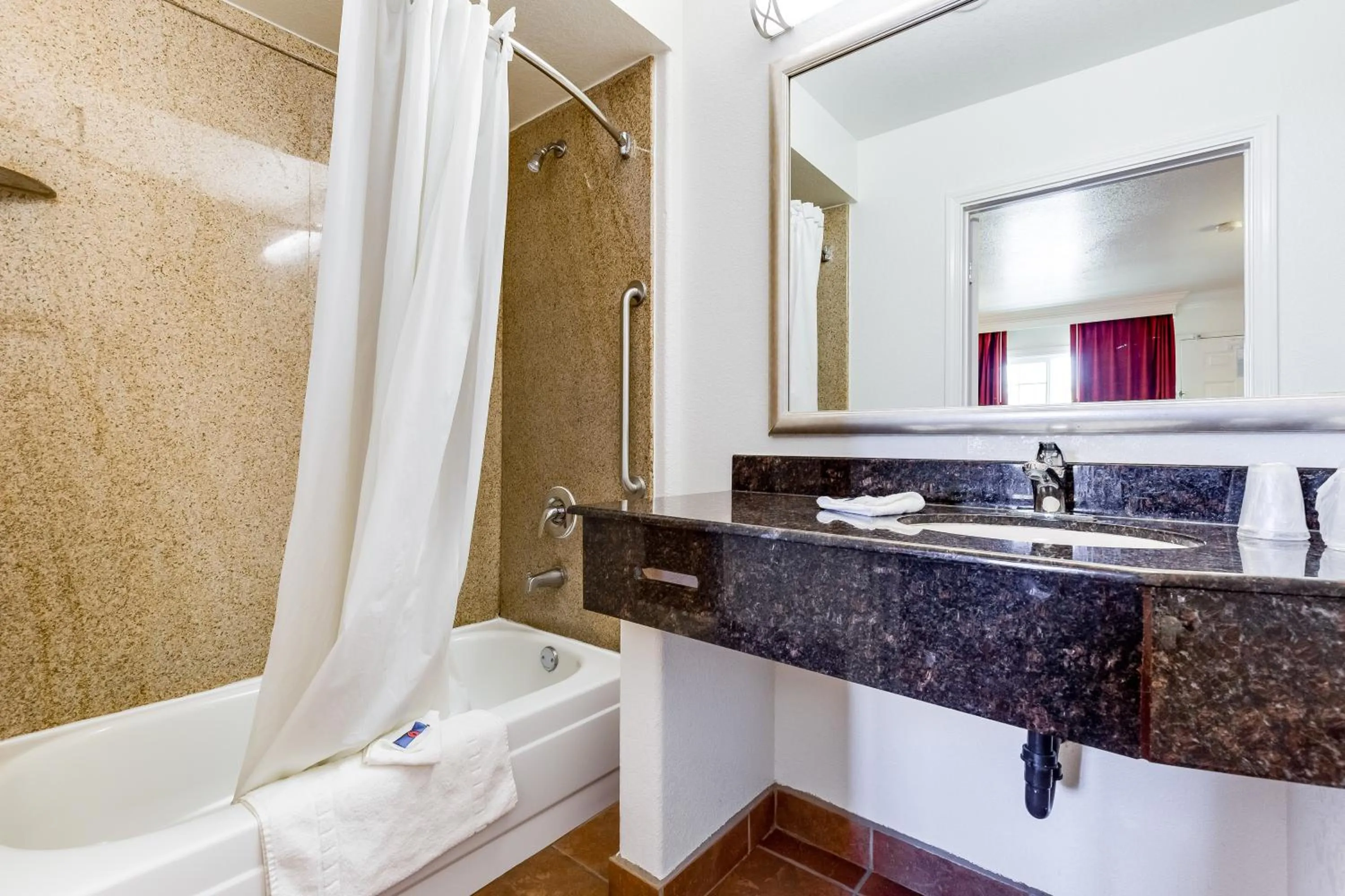 Bathroom in Motel 6-San Jose, CA - Convention Center