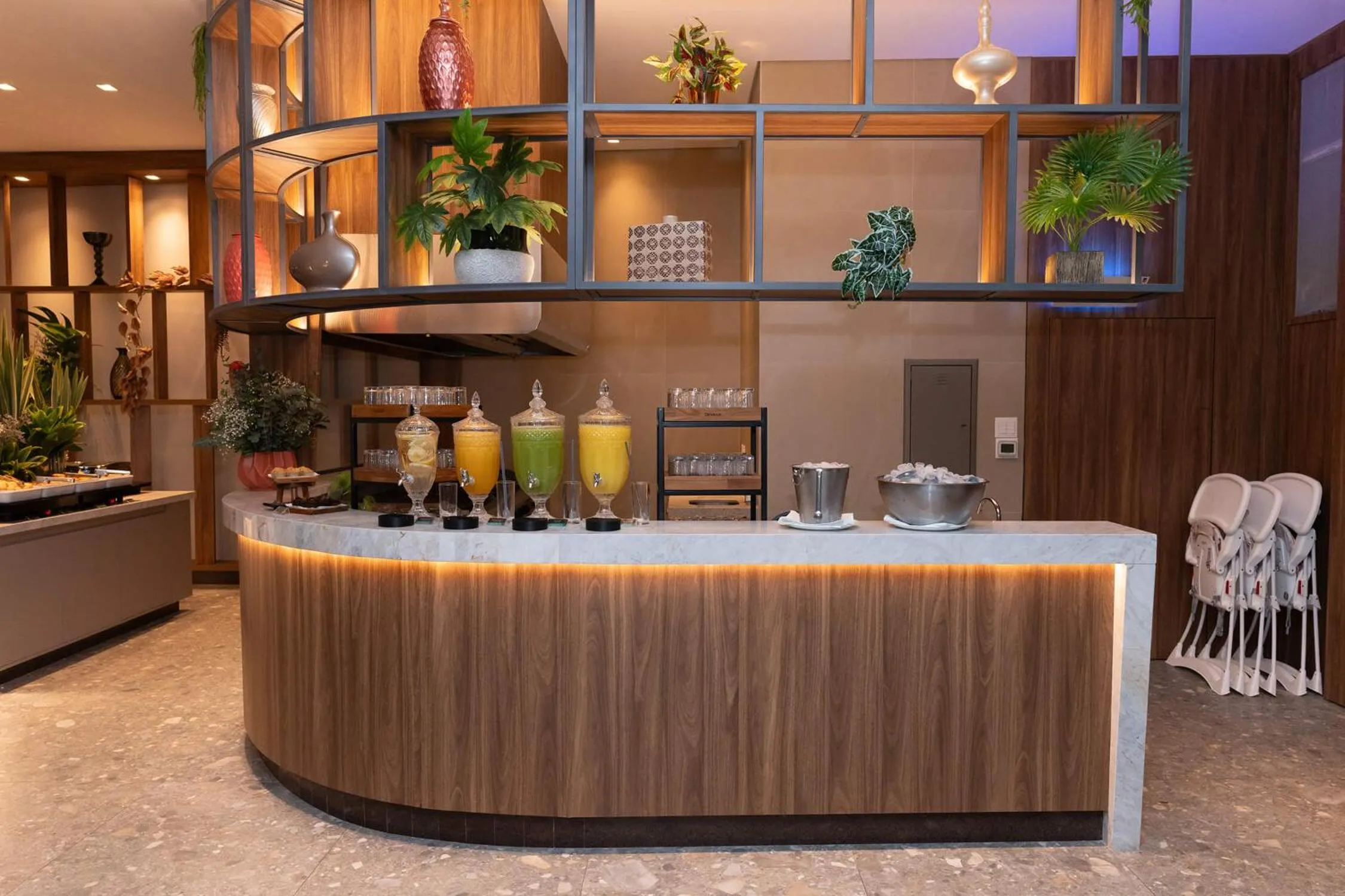 Restaurant/places to eat in Hotel Deville Prime Cuiabá