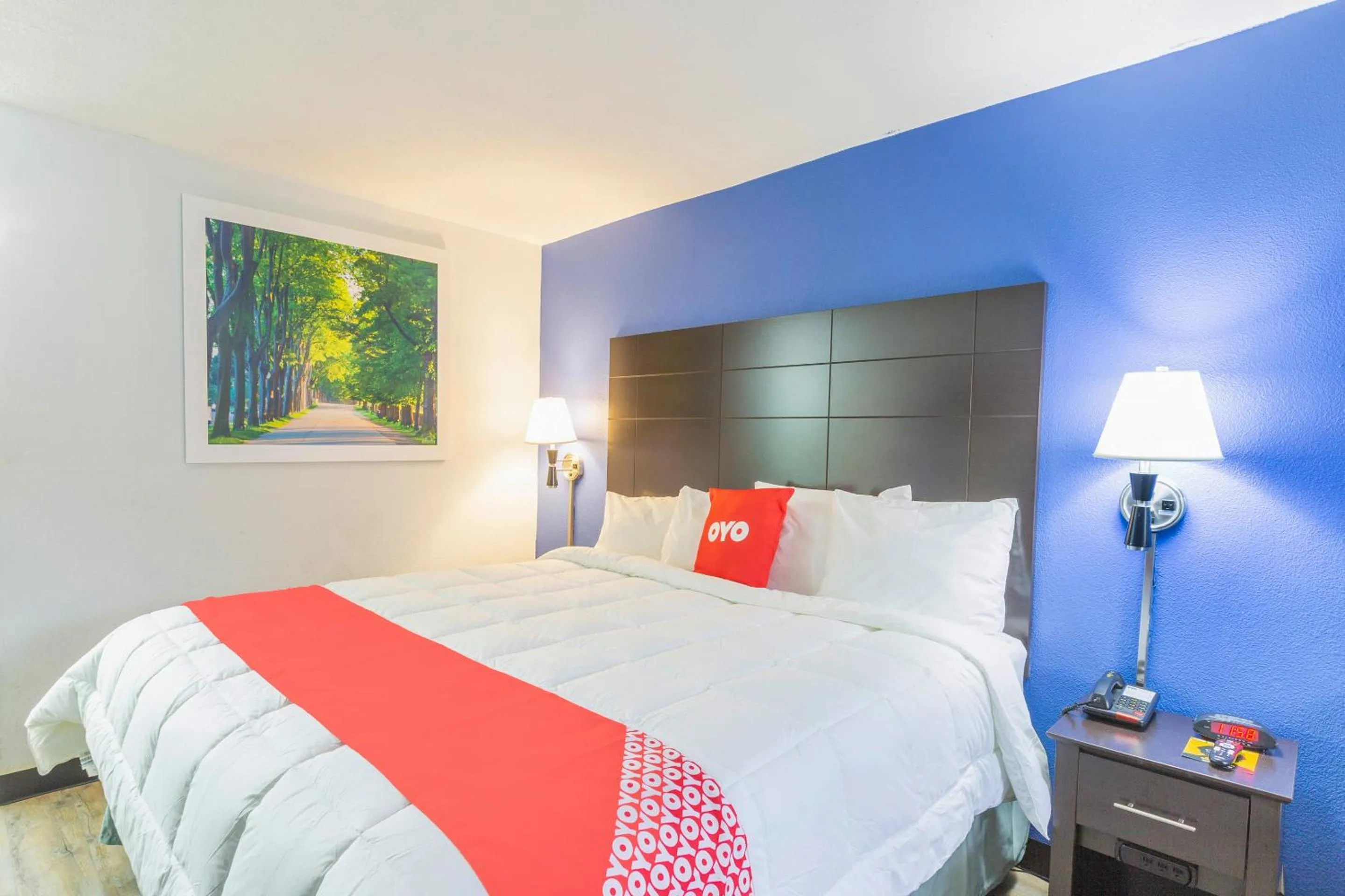 Bedroom in OYO Hotel Baton Rouge Mid City