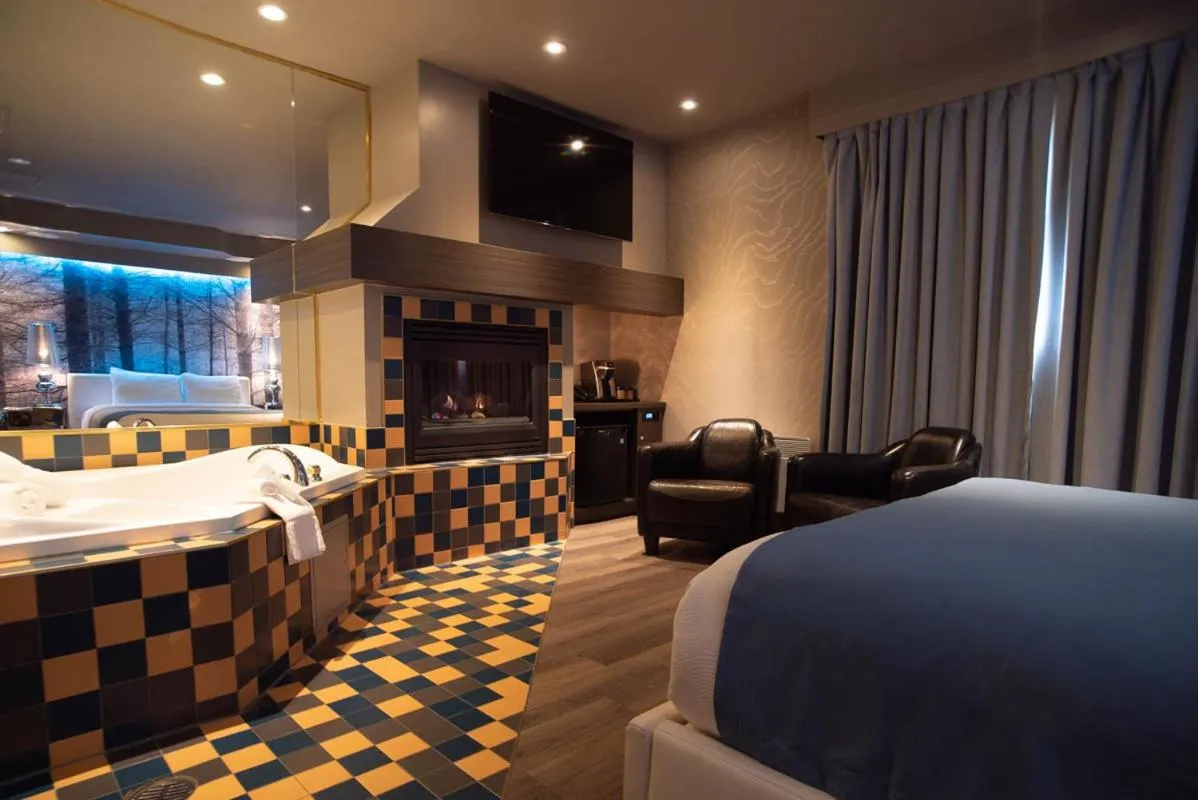 Bed in Hôtel Le Rivage