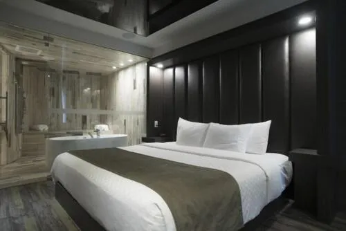 Bed in Hôtel Le Rivage