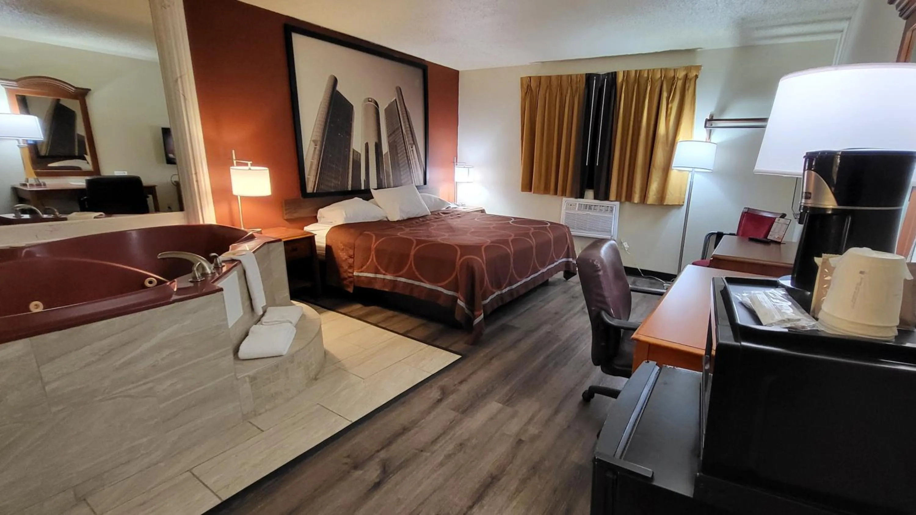 Photo of the whole room, Bed in Super 8 by Wyndham Canton/Livonia Area