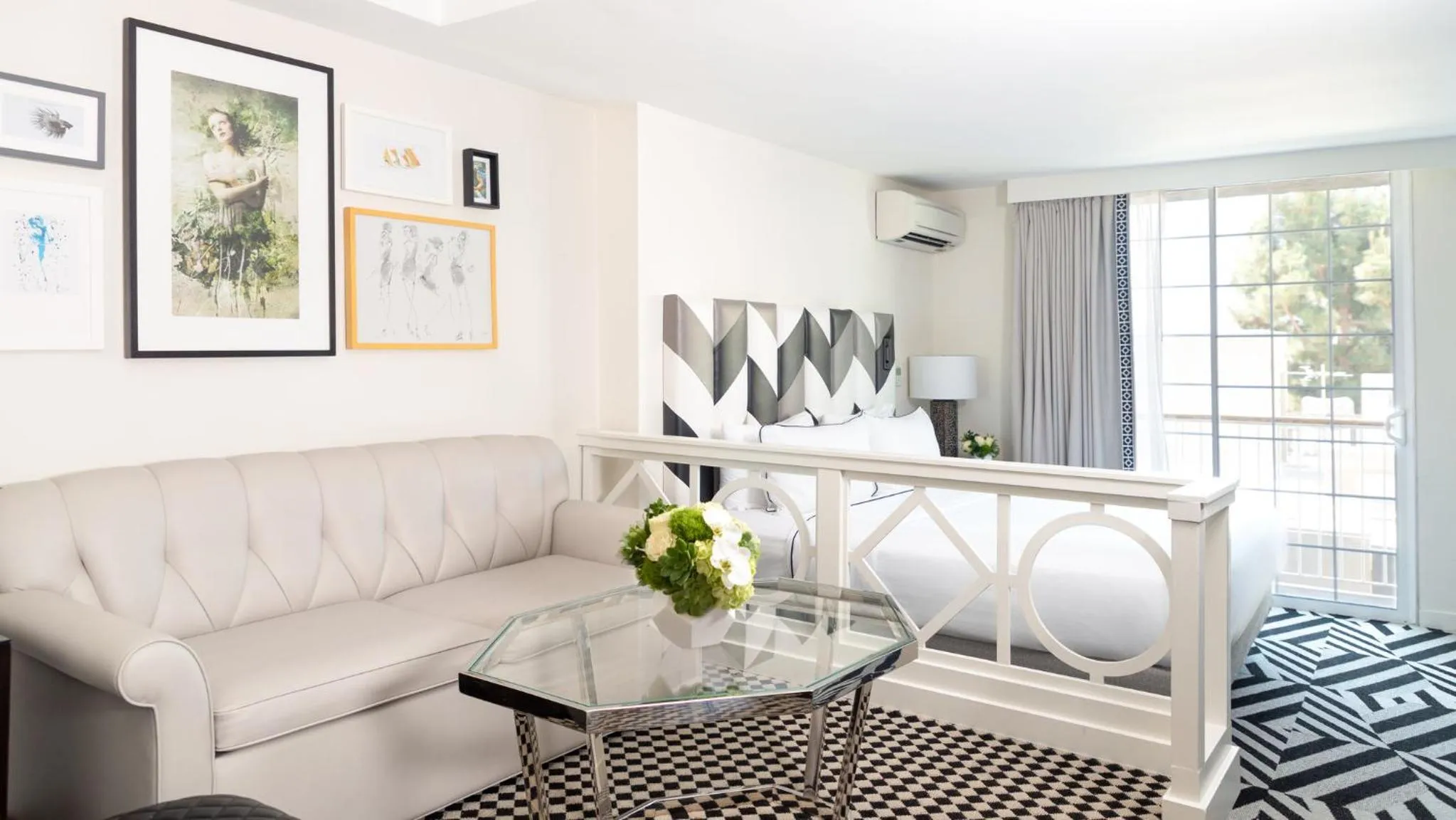 Photo of the whole room in Chamberlain West Hollywood