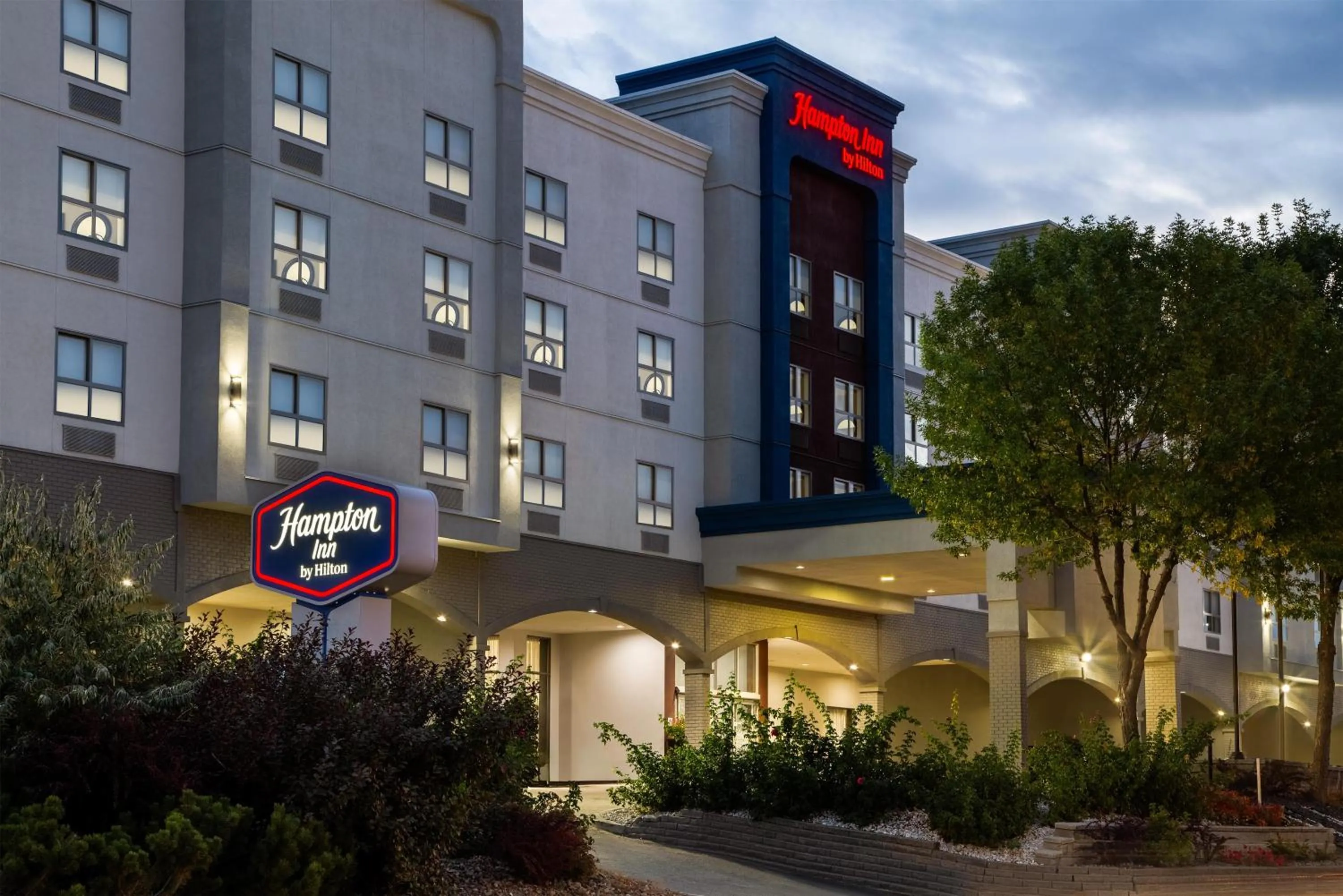 Property building in Hampton Inn by Hilton Kamloops