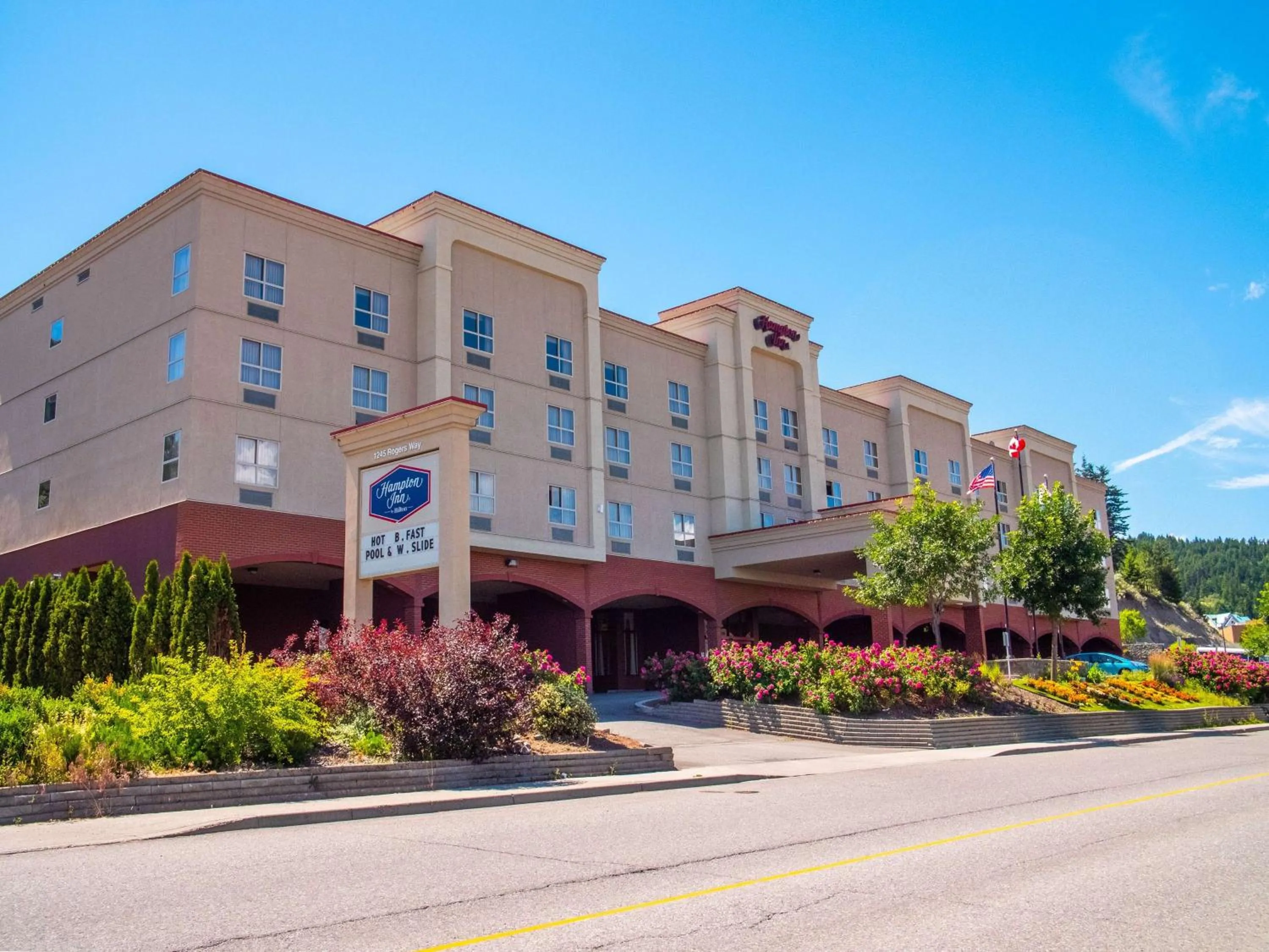 Property building in Hampton Inn by Hilton Kamloops