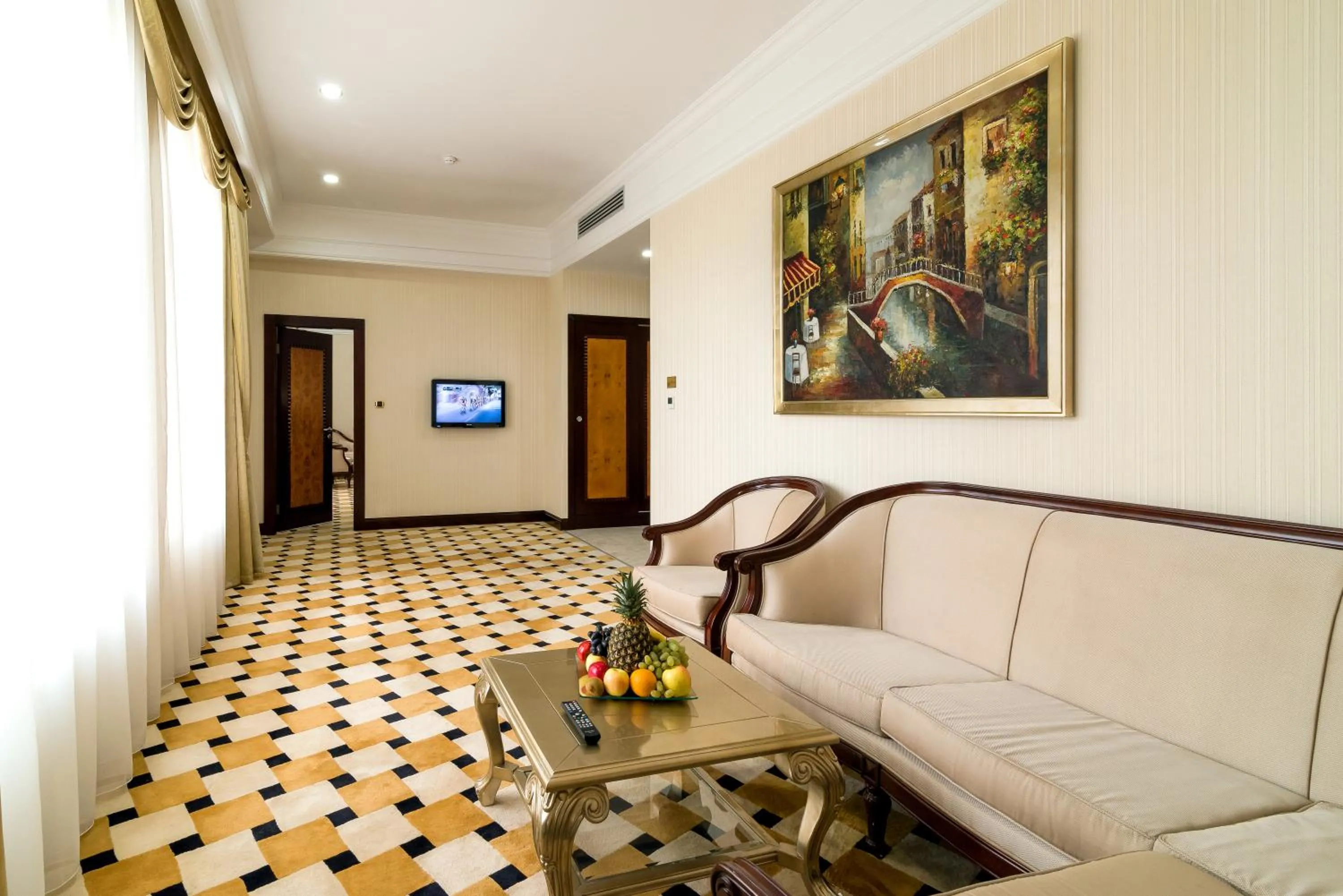 Living room in Royal Tulip Almaty Hotel