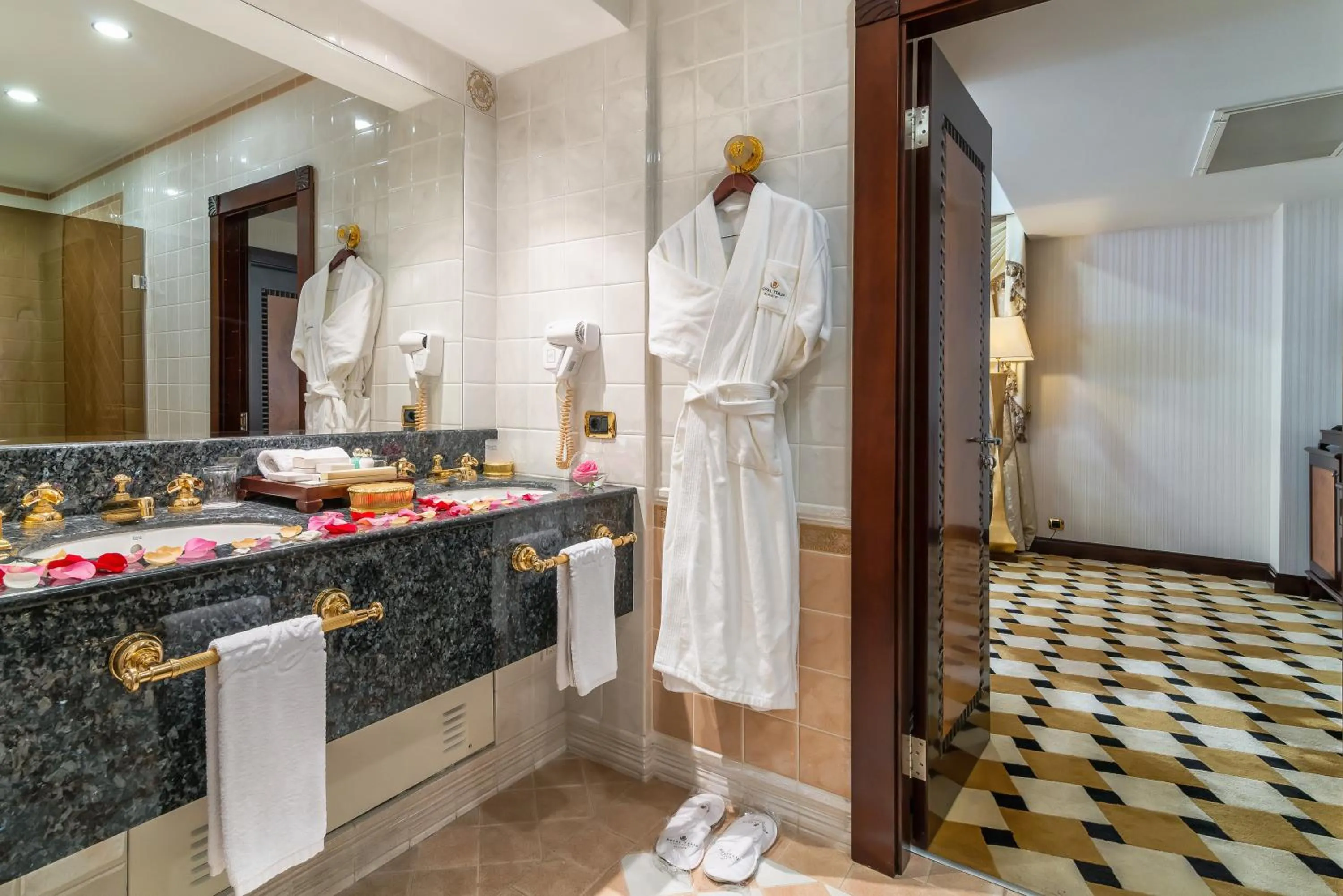 Shower in Royal Tulip Almaty Hotel