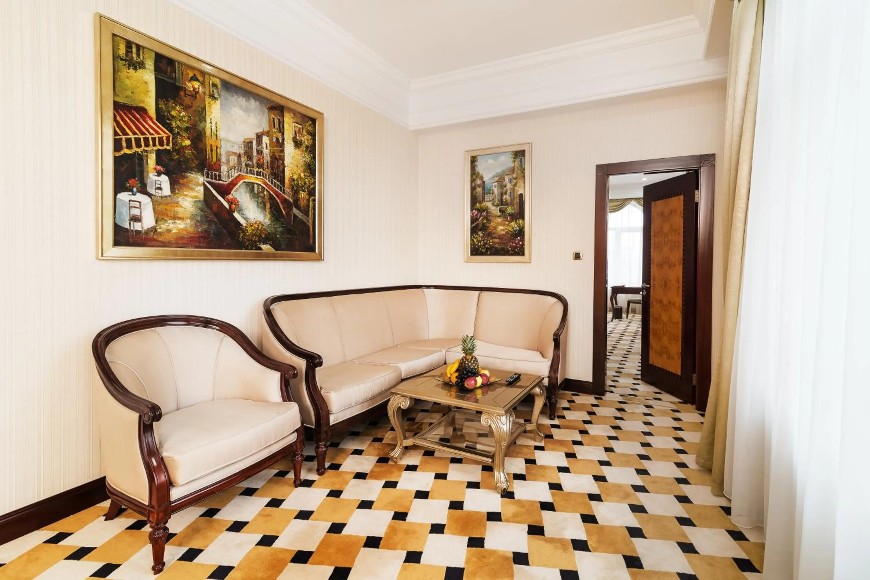 Living room in Royal Tulip Almaty Hotel