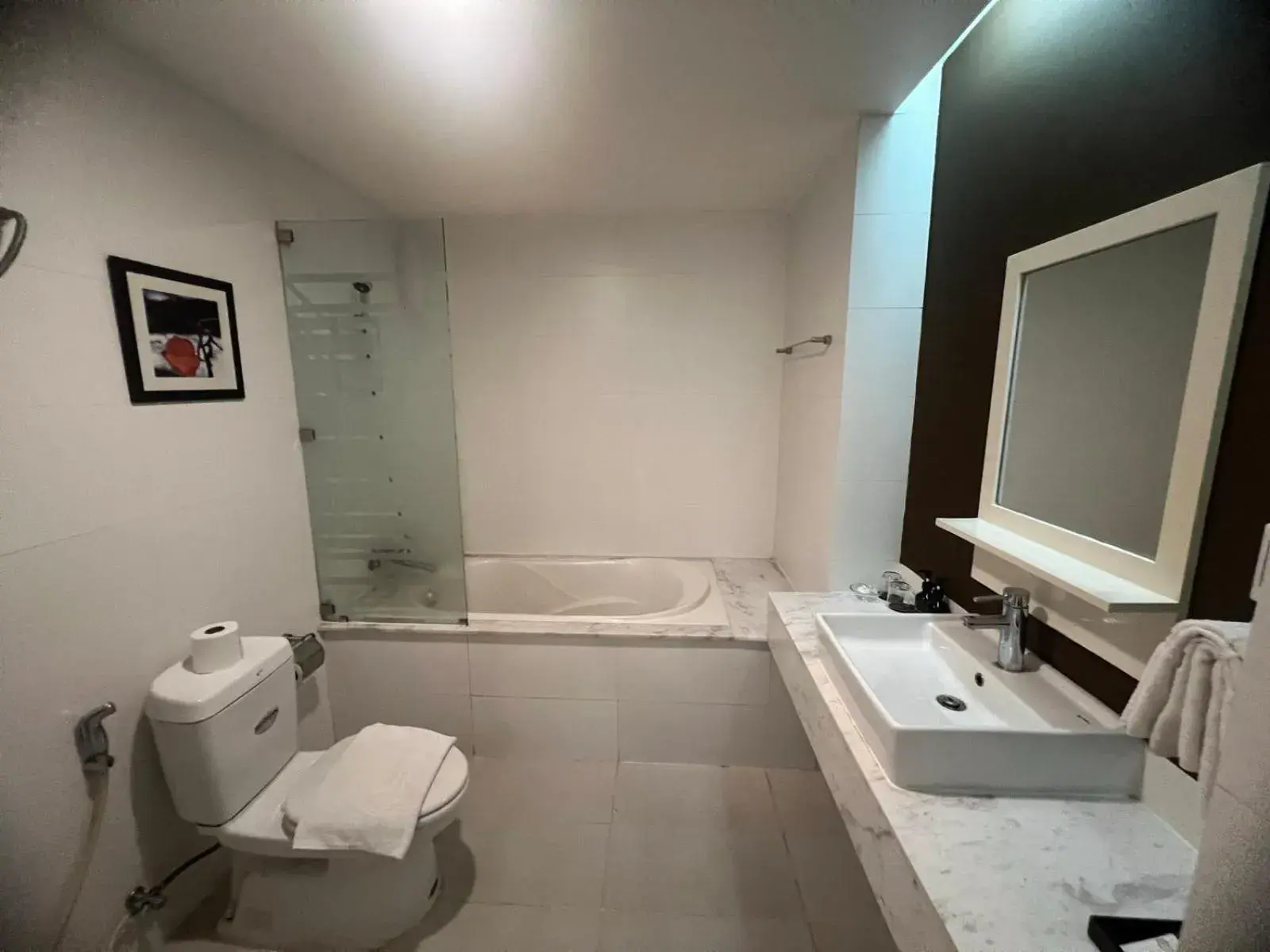 Deluxe Family Room in Minh Khang Hotel Deluxe Family Room in Minh Khang Hotel