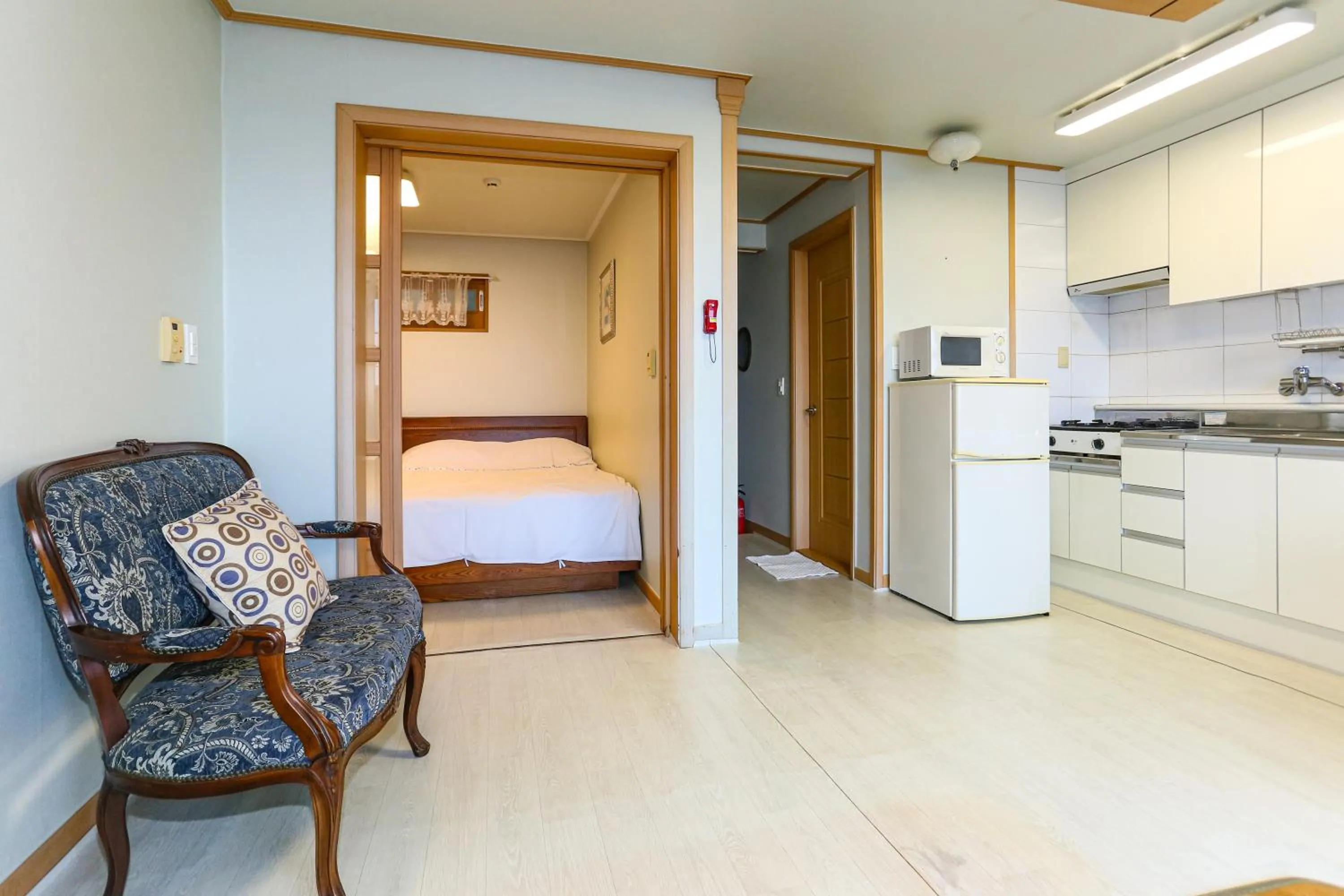 Decorative detail, Bed in Four Season Pension