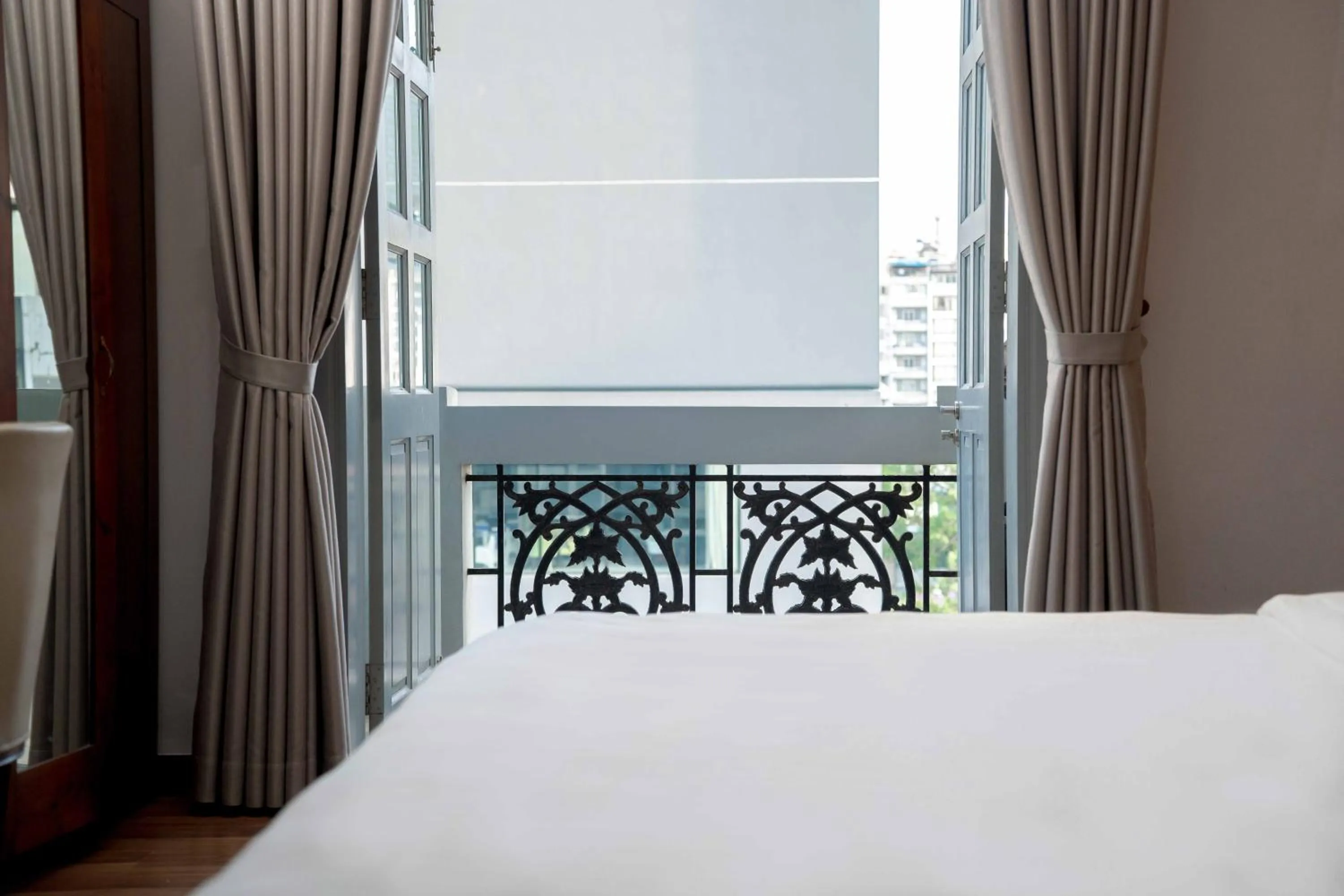 Bed in Rembrandt Hotel Nha Trang