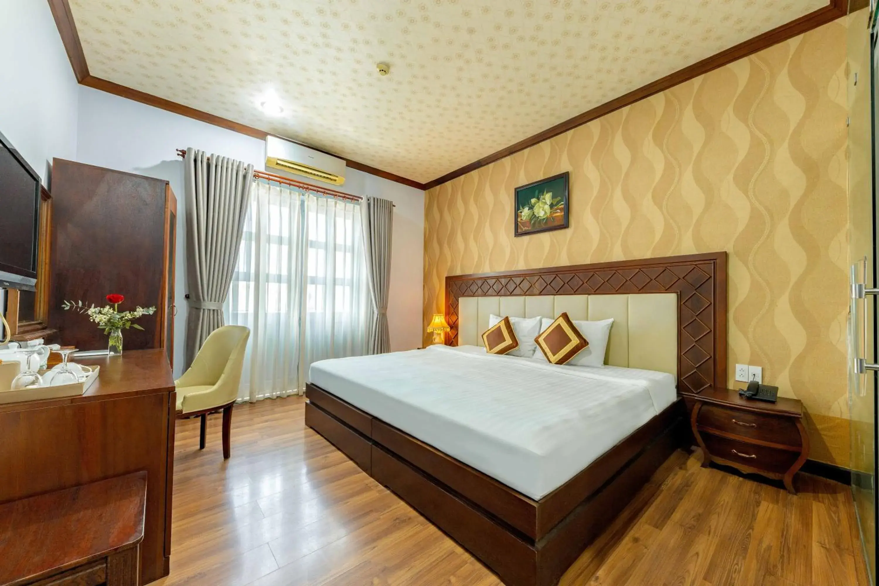 Deluxe Double Room with Balcony and Sea View in Rembrandt Hotel Nha Trang Deluxe Double Room with Balcony and Sea View in Rembrandt Hotel Nha Trang