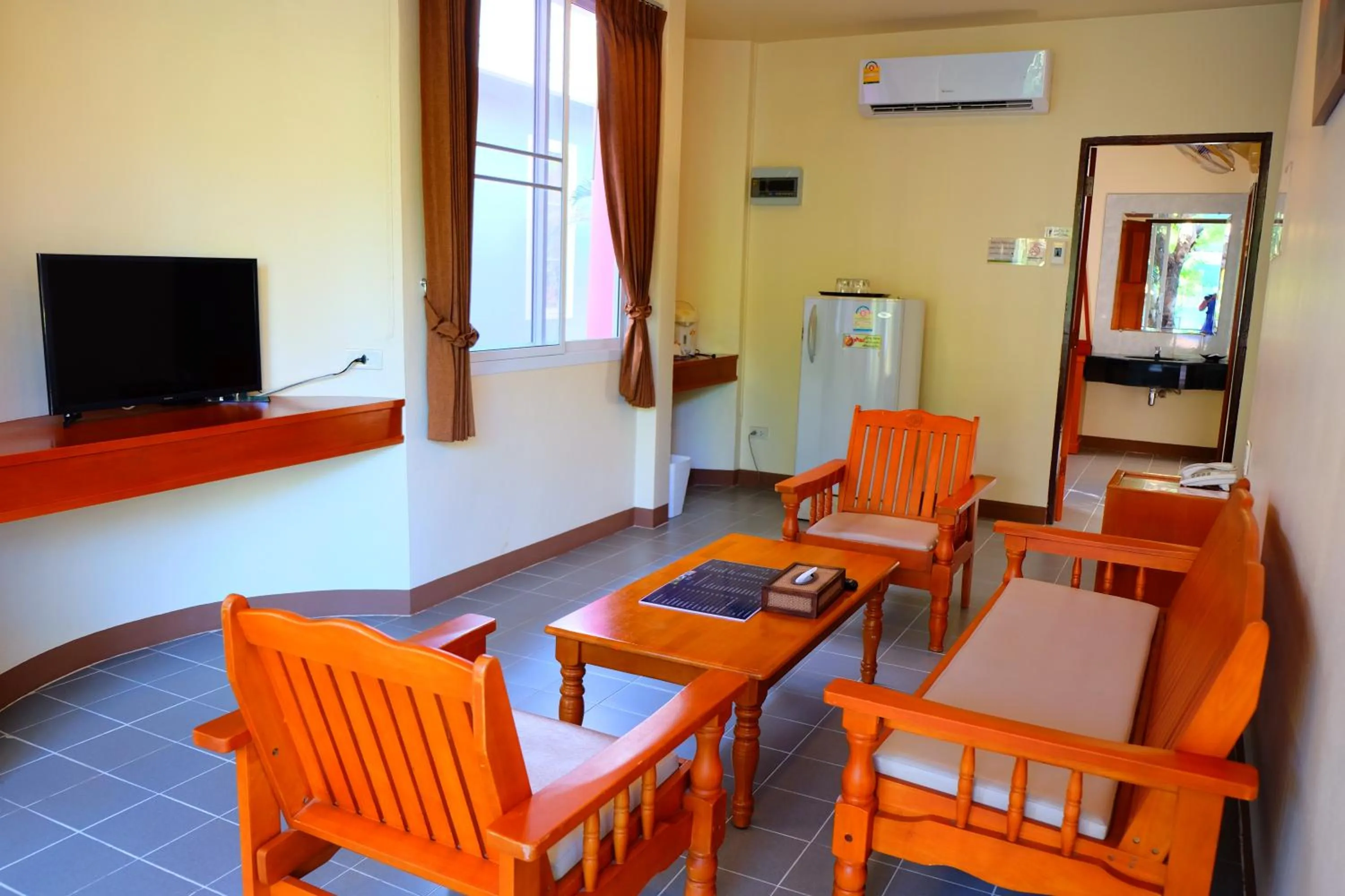 Living room in New Travel Beach Hotel & Resort