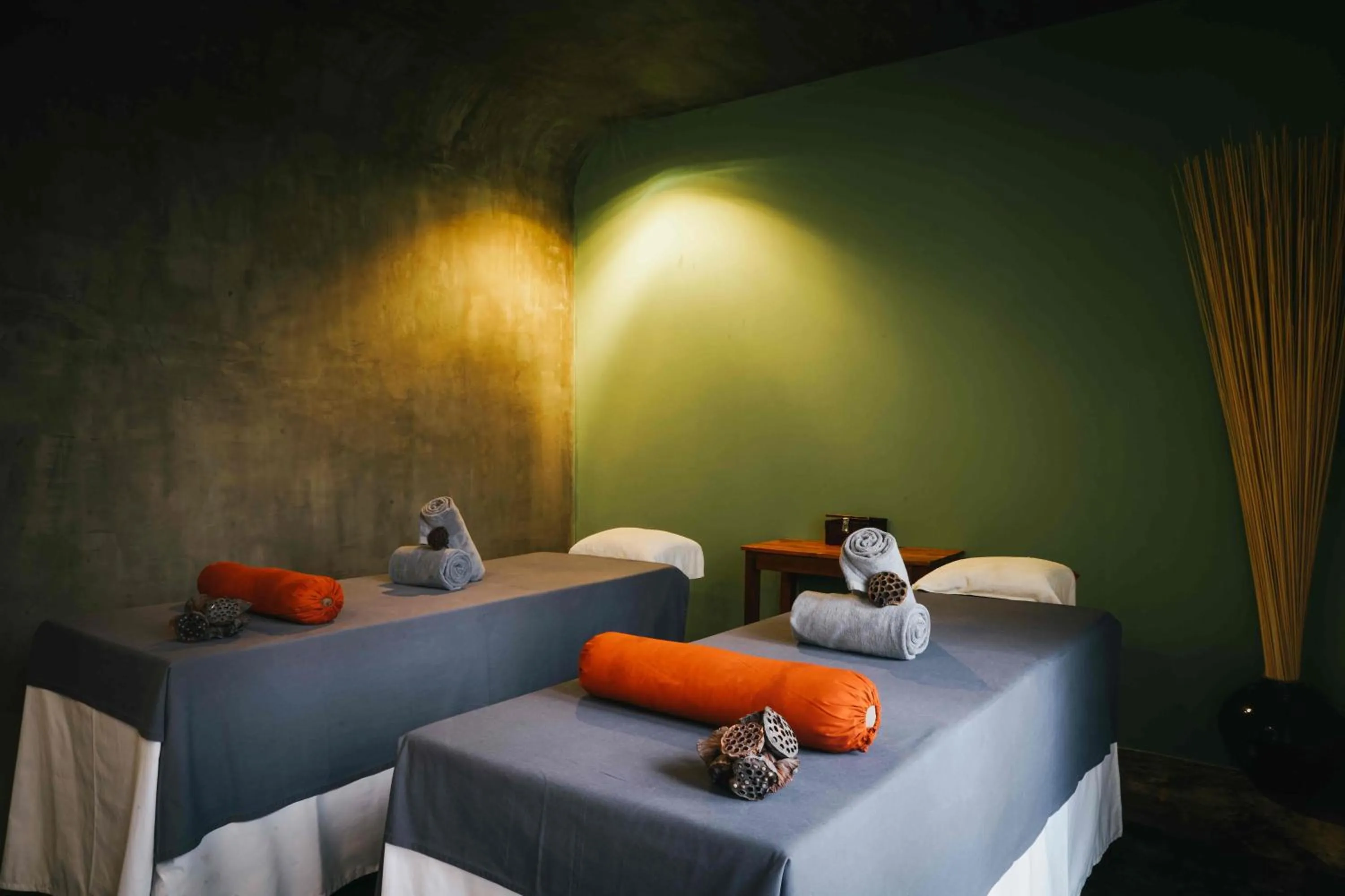 Massage, Bed in Rambutan Resort – Siem Reap