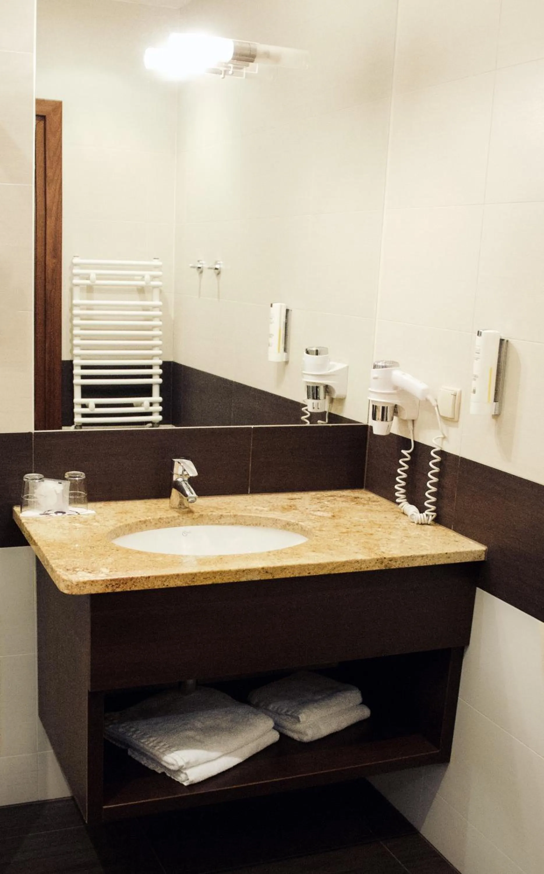 Bathroom in Hotel Szafran