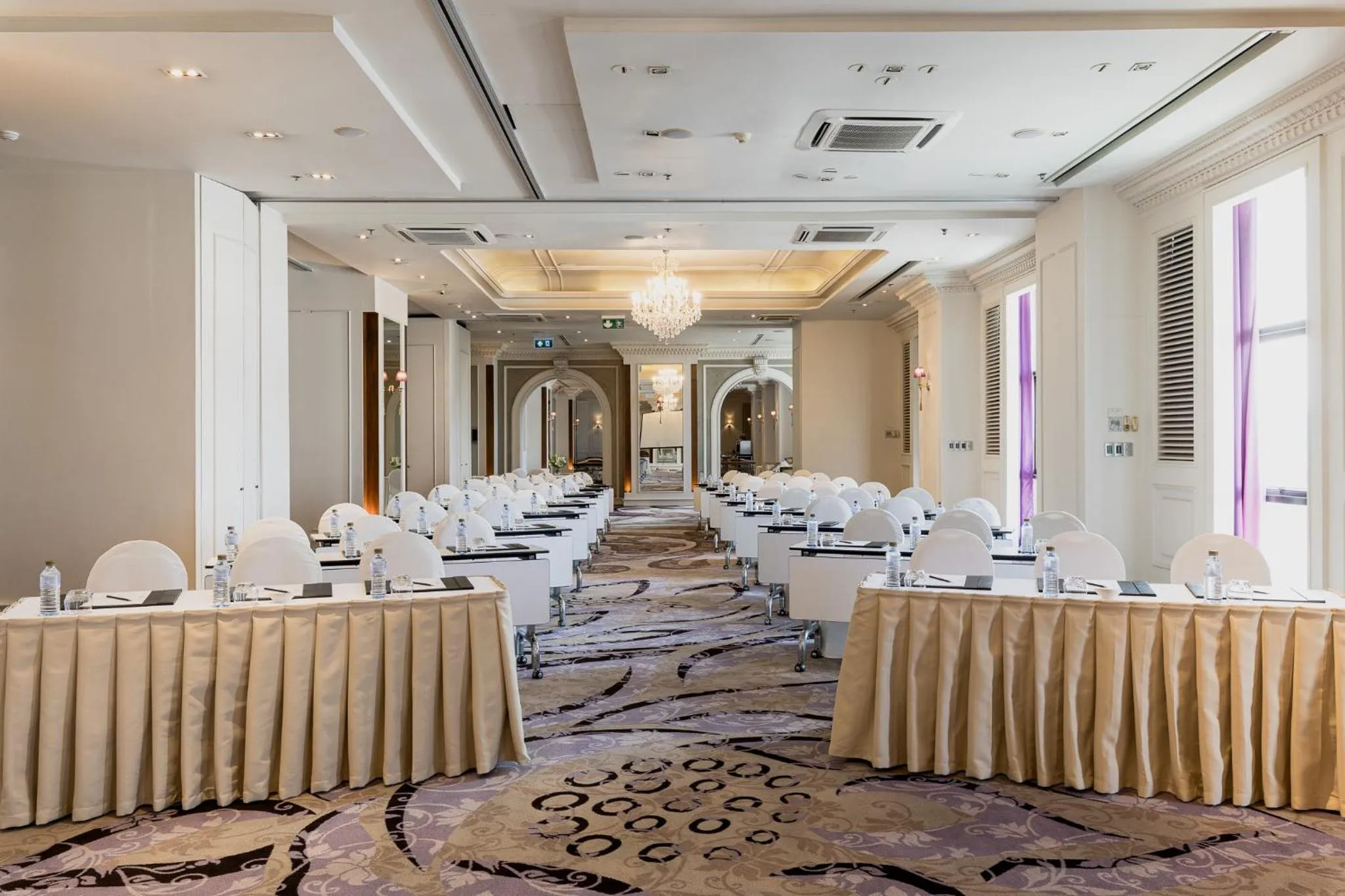 Meeting/conference room in lebua at State Tower