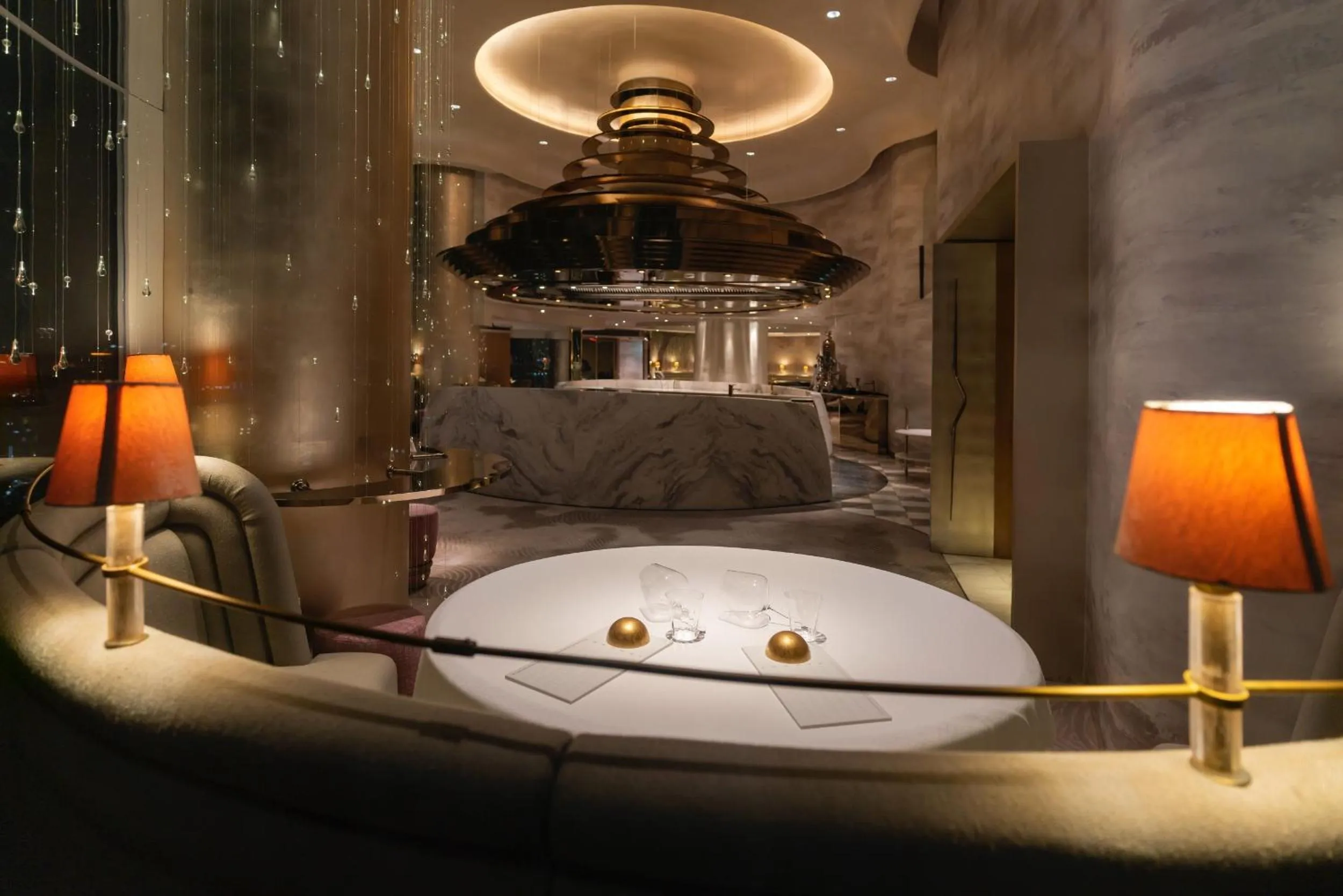 Restaurant/places to eat in lebua at State Tower