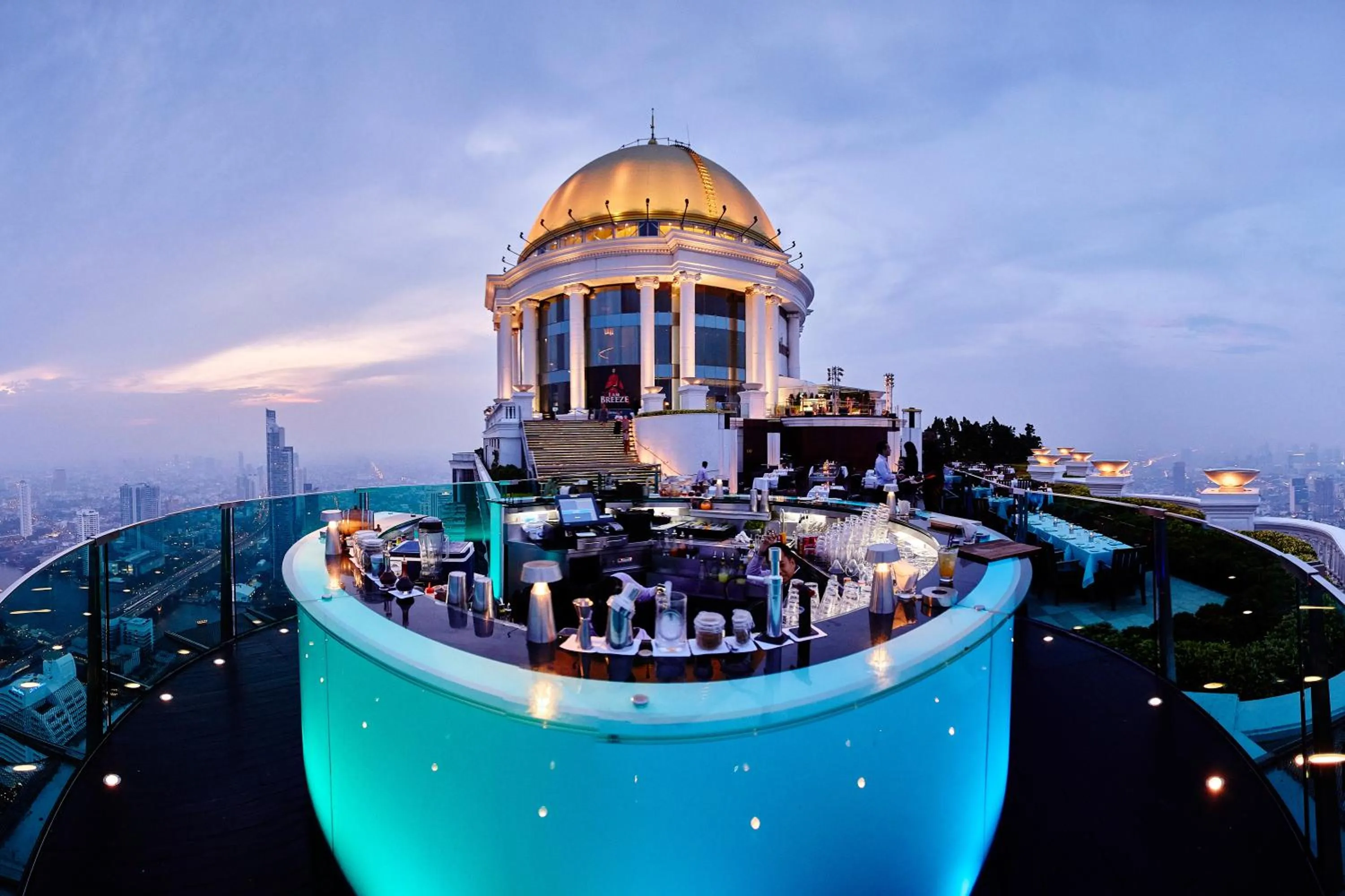 Restaurant/places to eat in lebua at State Tower